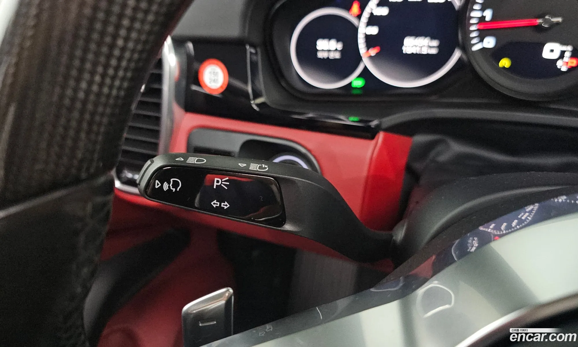 Porsche Cayenne 2019 WP1AA29Y3KDA23885 — 25