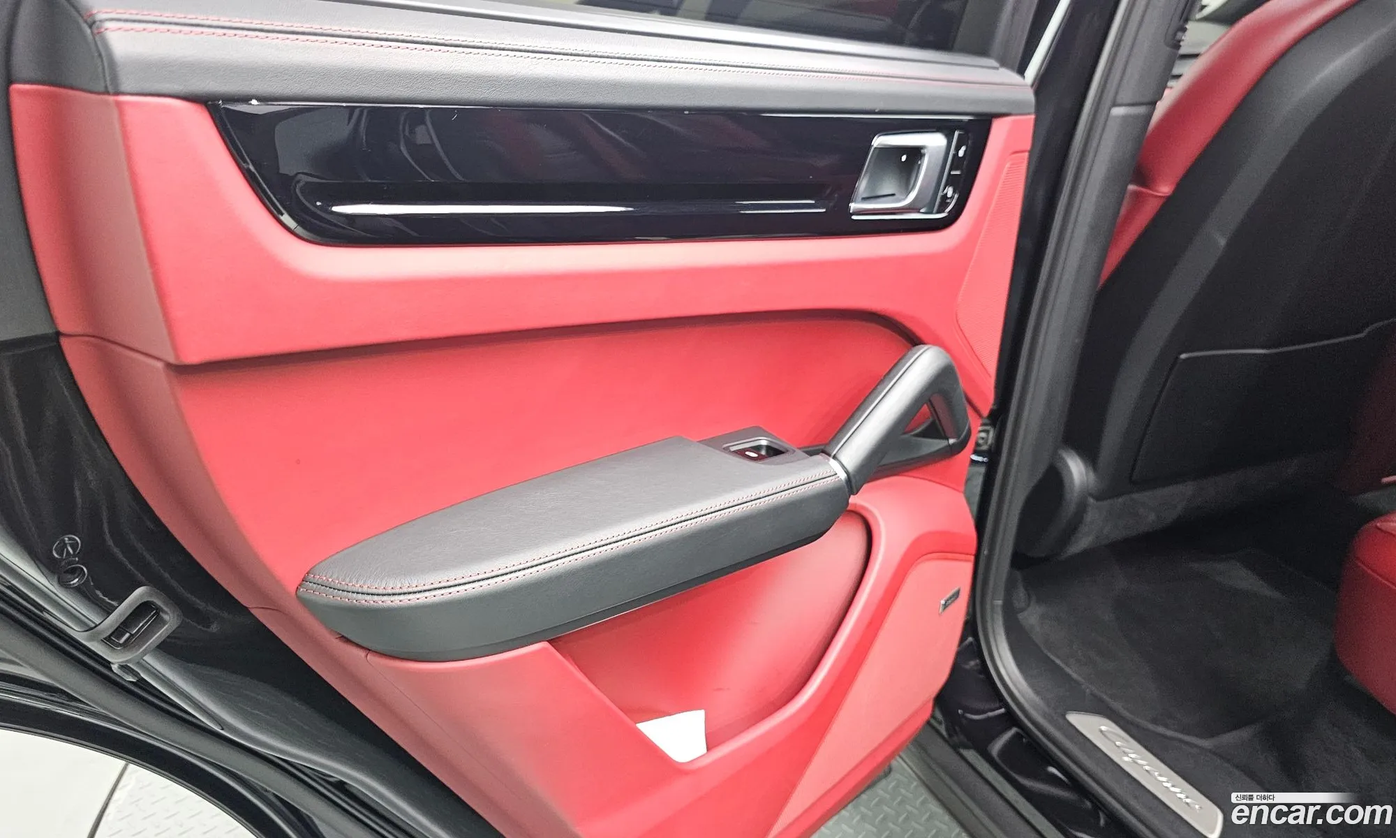 Porsche Cayenne 2019 WP1AA29Y3KDA23885 — 23