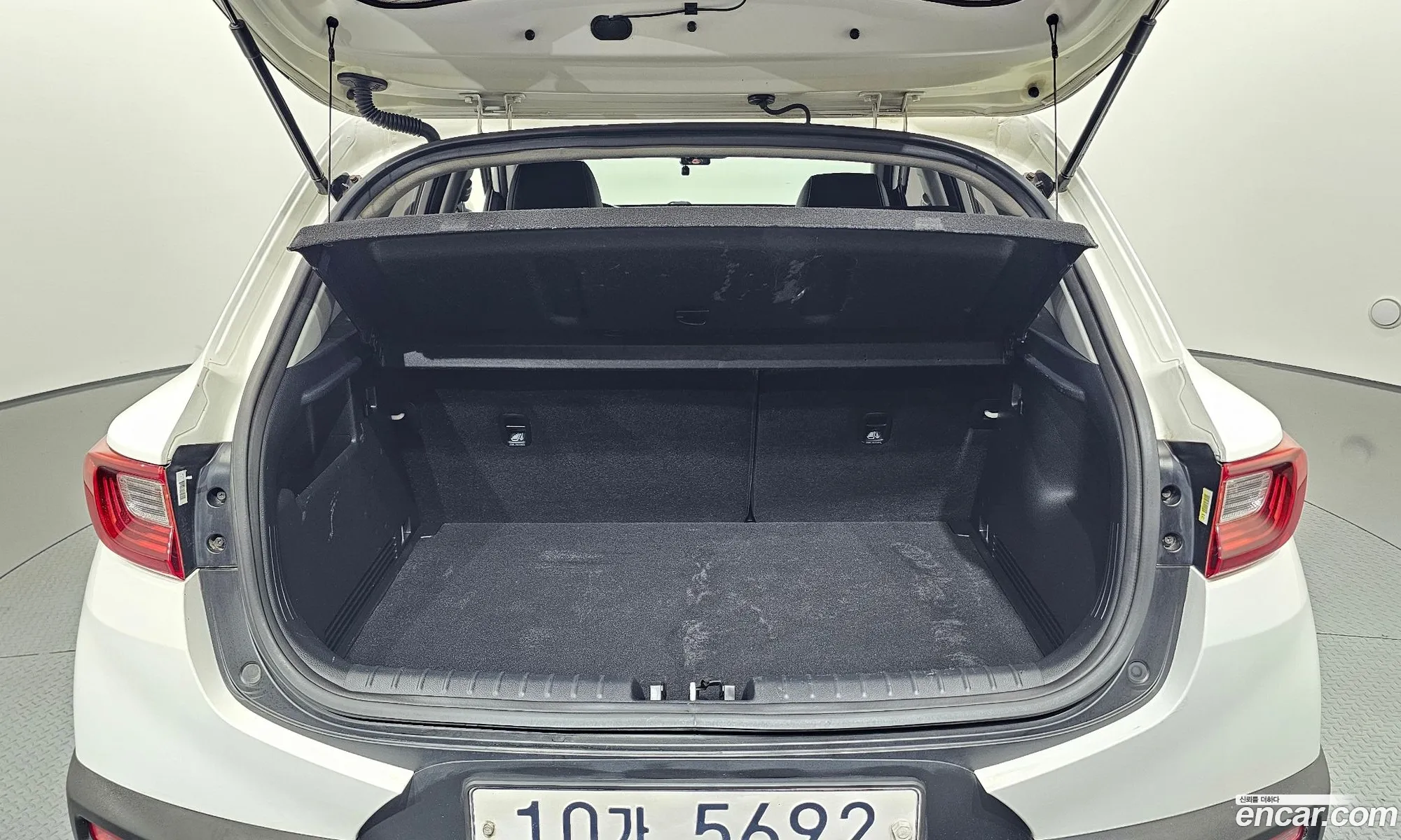 Kia Stonic 2017 KNADE815GJS086629 — 5