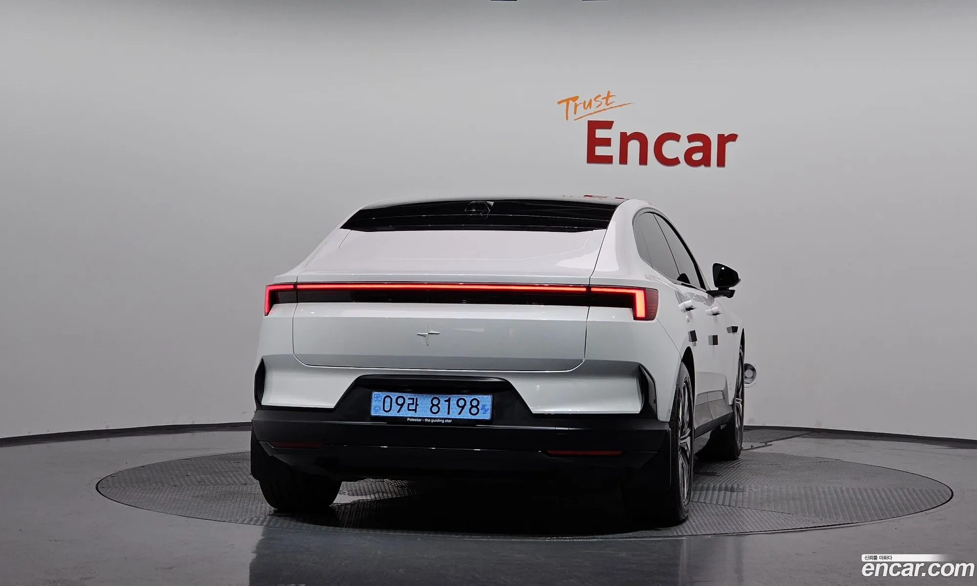 Polestar Polestar 4 2025 — 28