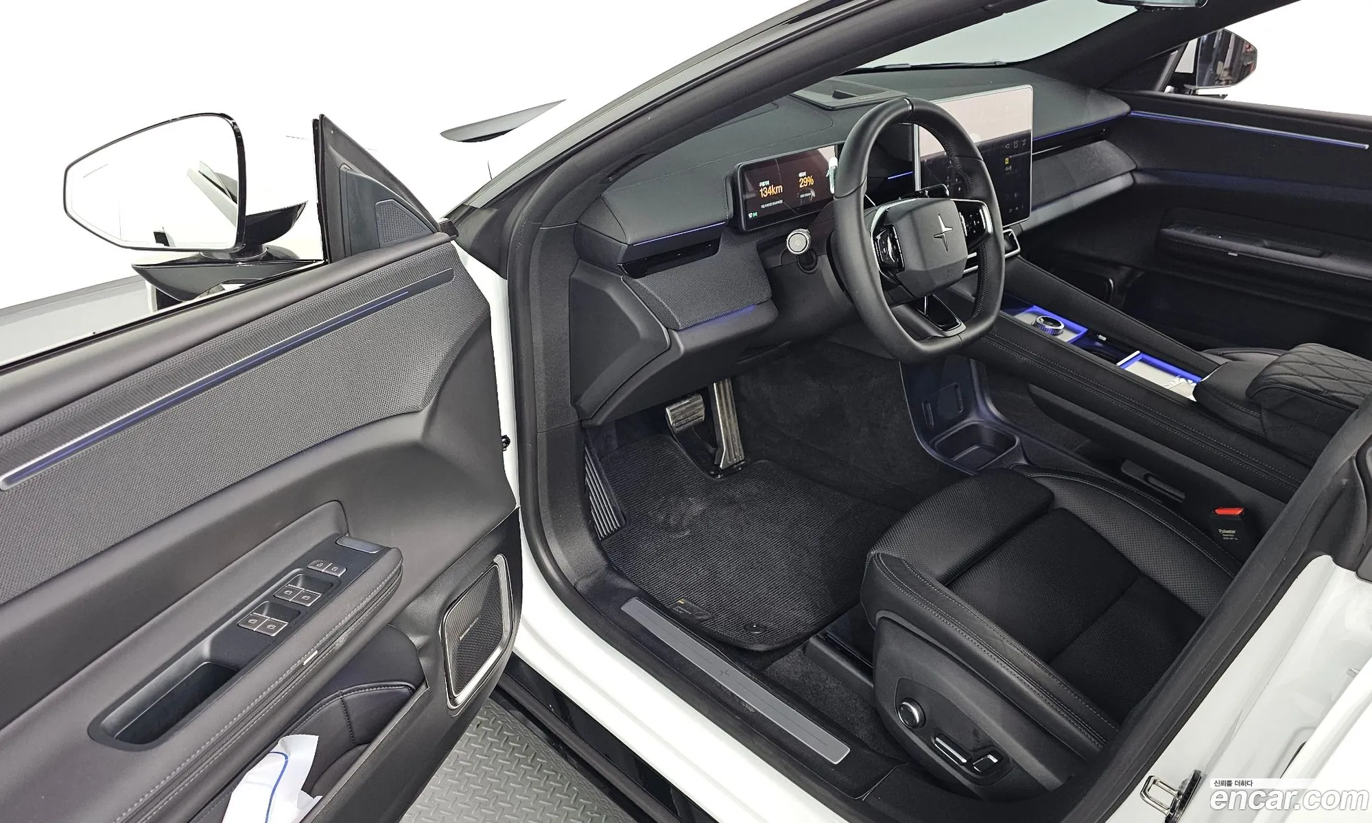 Polestar Polestar 4 2025 — 26