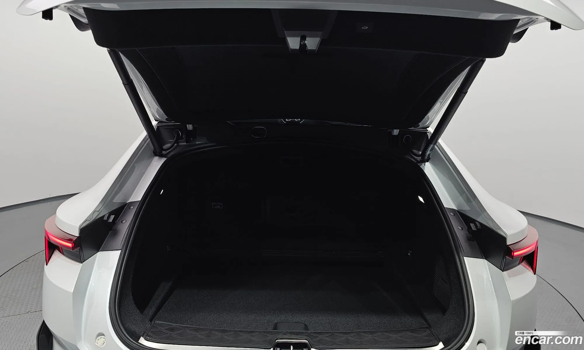 Polestar Polestar 4 2025 — 13