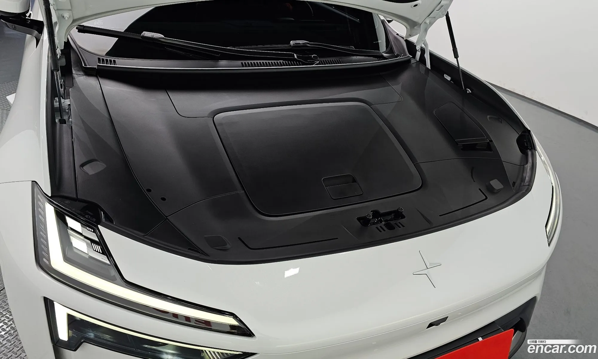 Polestar Polestar 4 2025 — 12