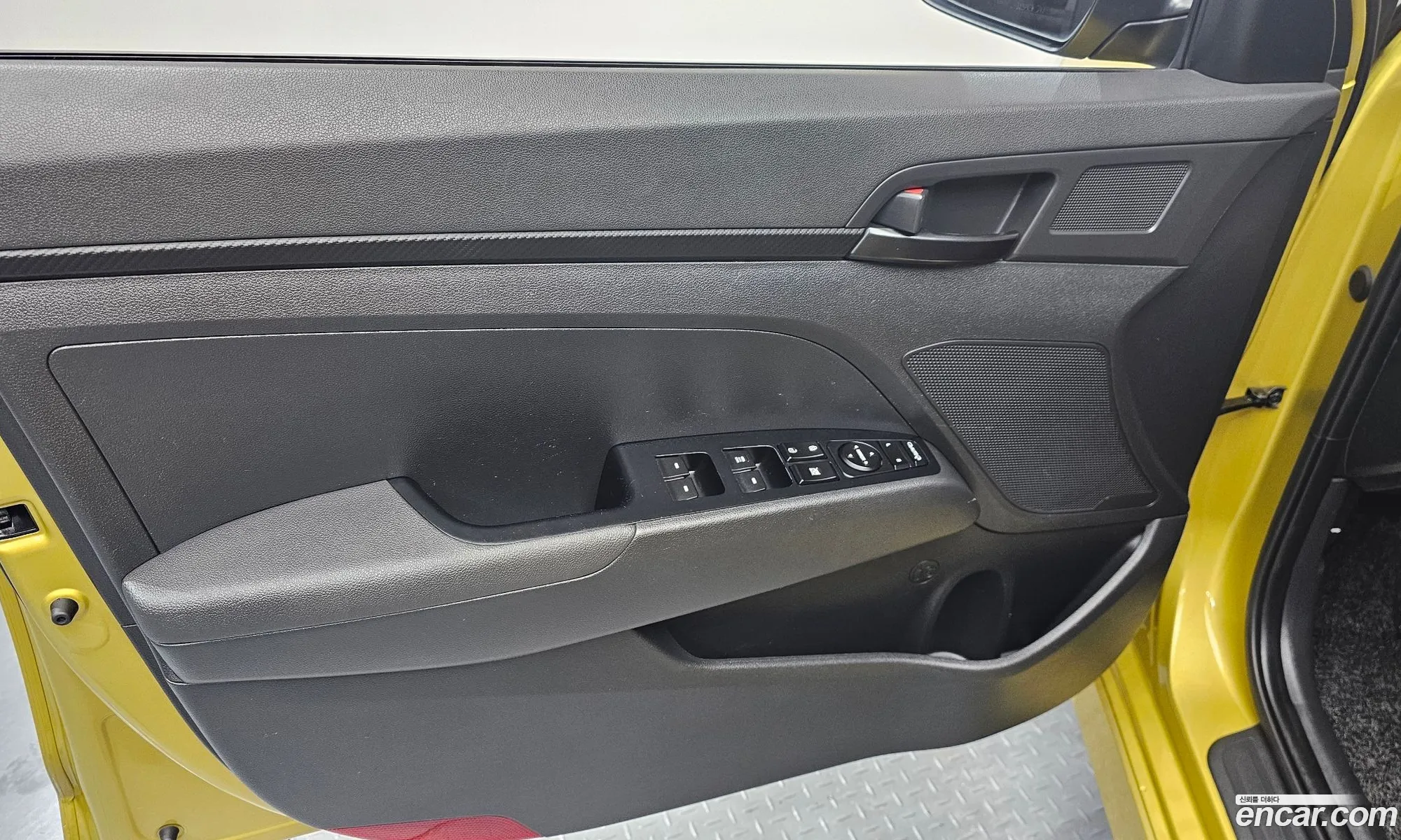 Hyundai Elantra AD 2016 KMHDR41BAHU299943 — 3