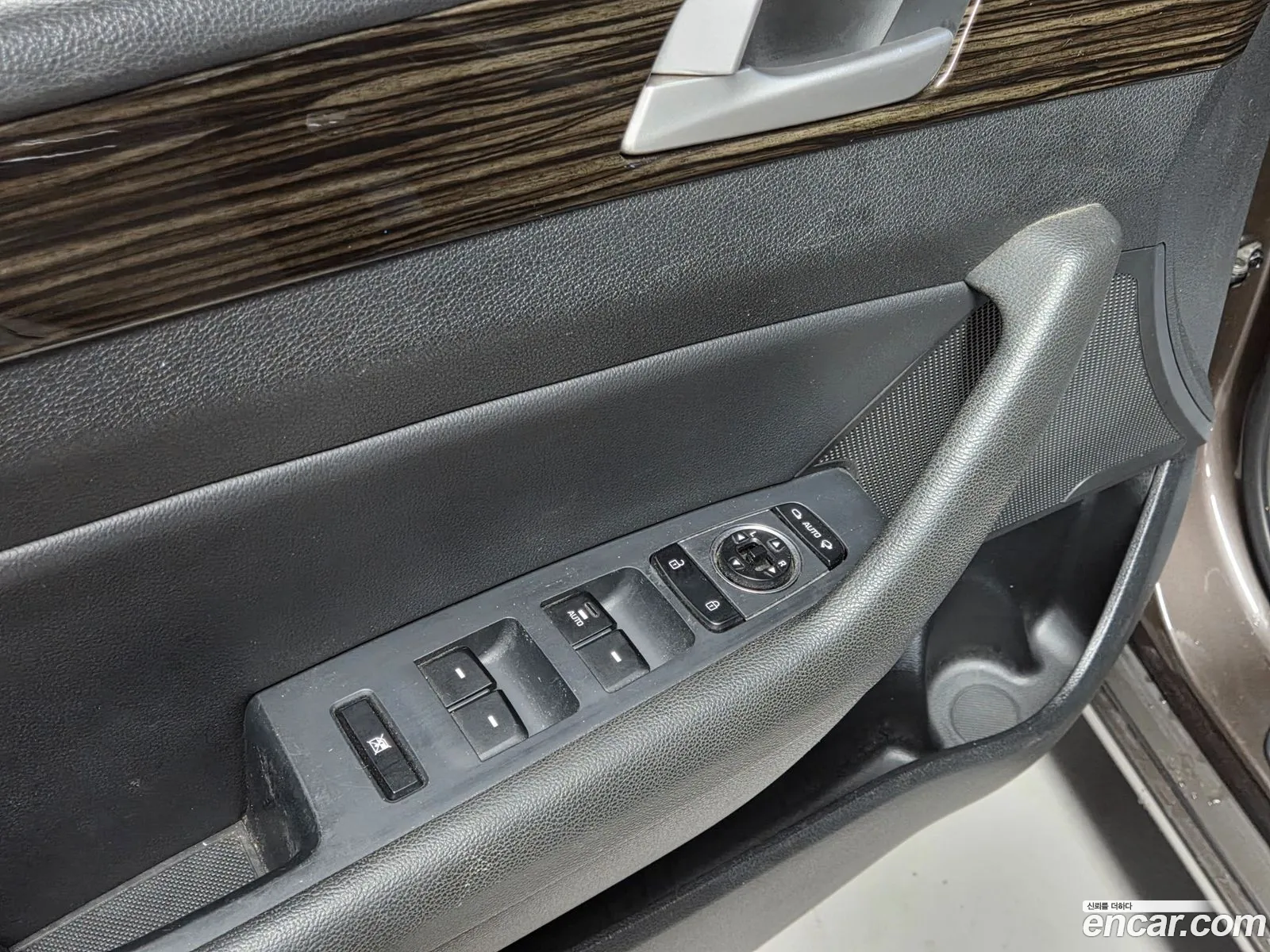 Hyundai LF Sonata 2015 — 3