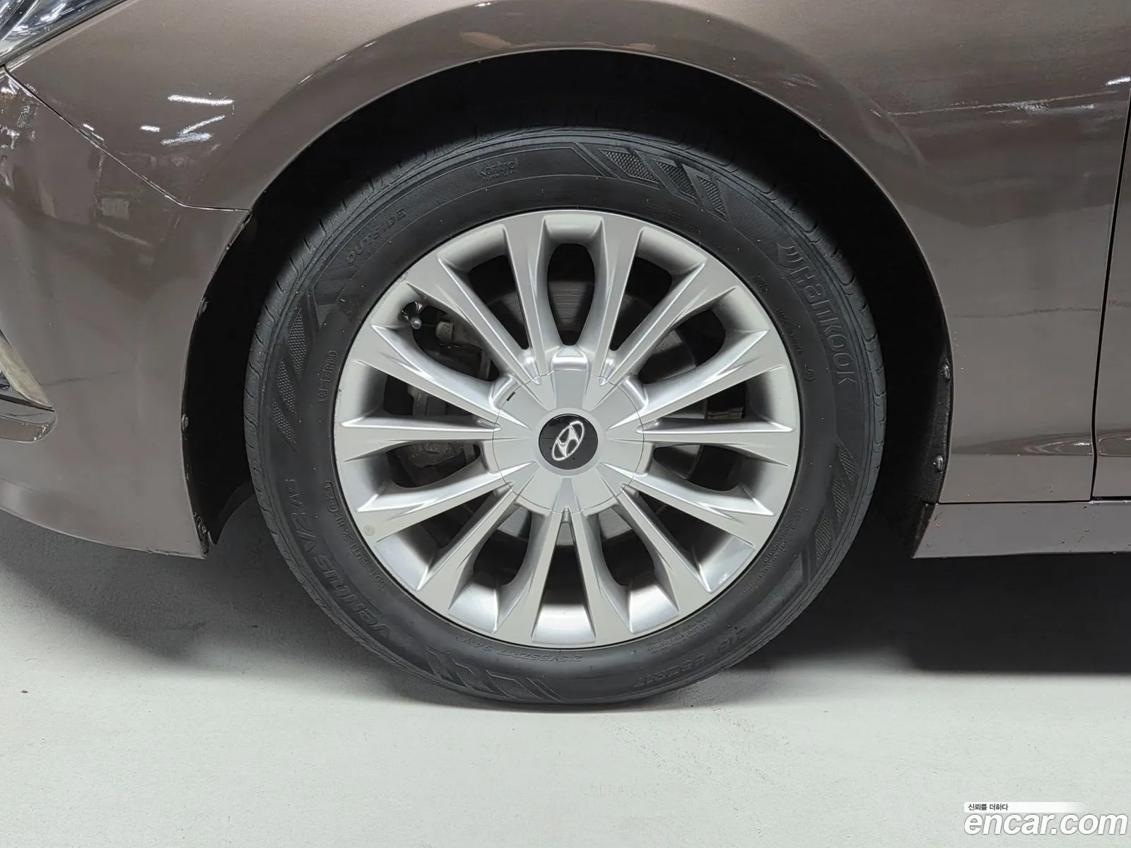 Hyundai LF Sonata 2015 — 10