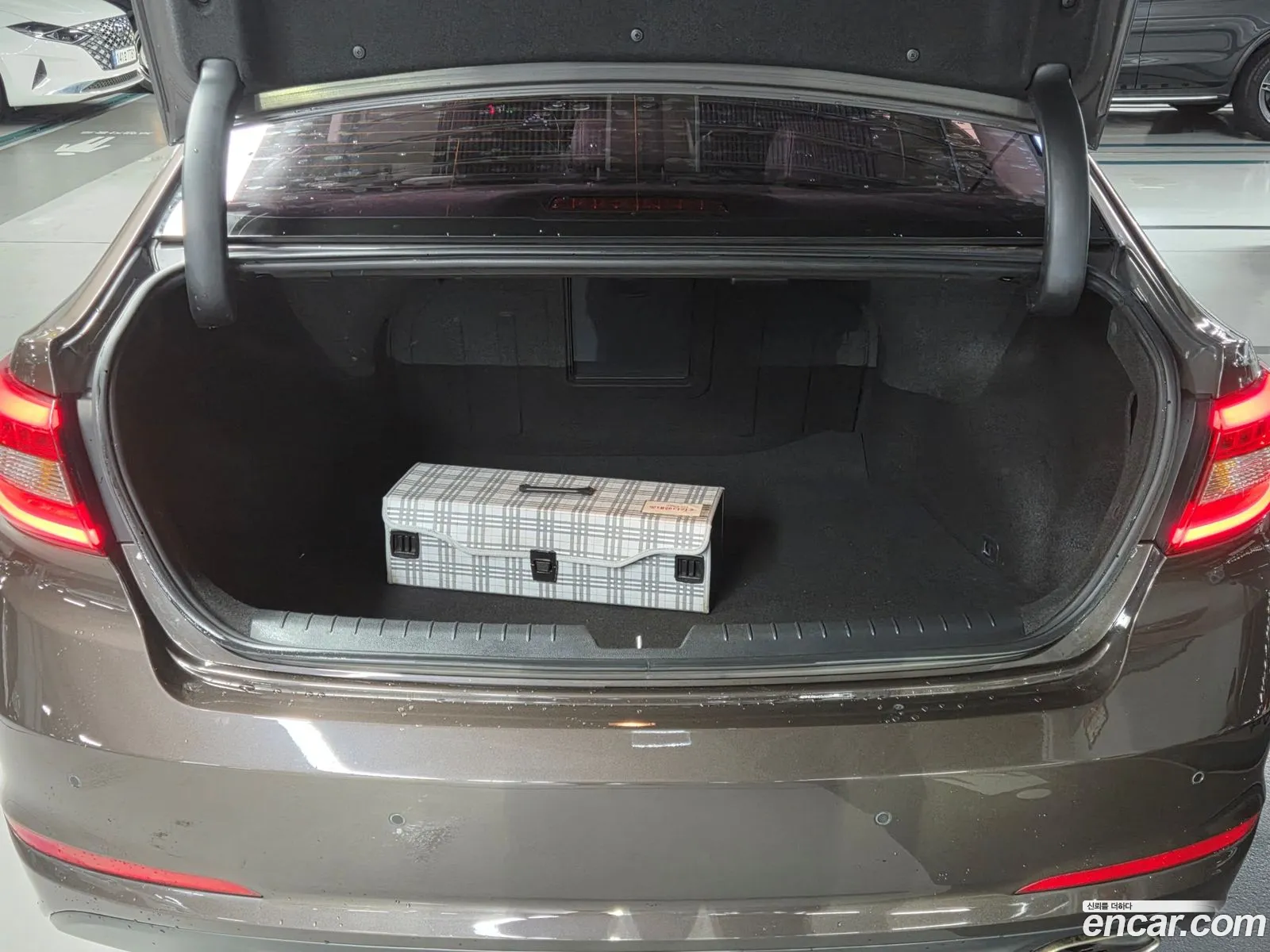 Hyundai LF Sonata 2015 — 15