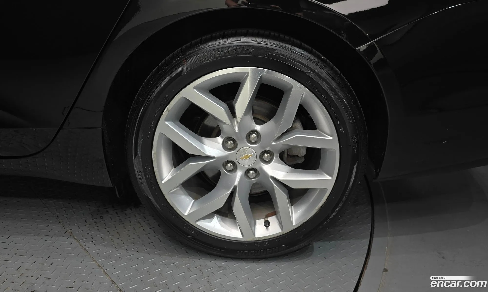 Chevrolet (GM Daewoo) Impala 2016 — 25