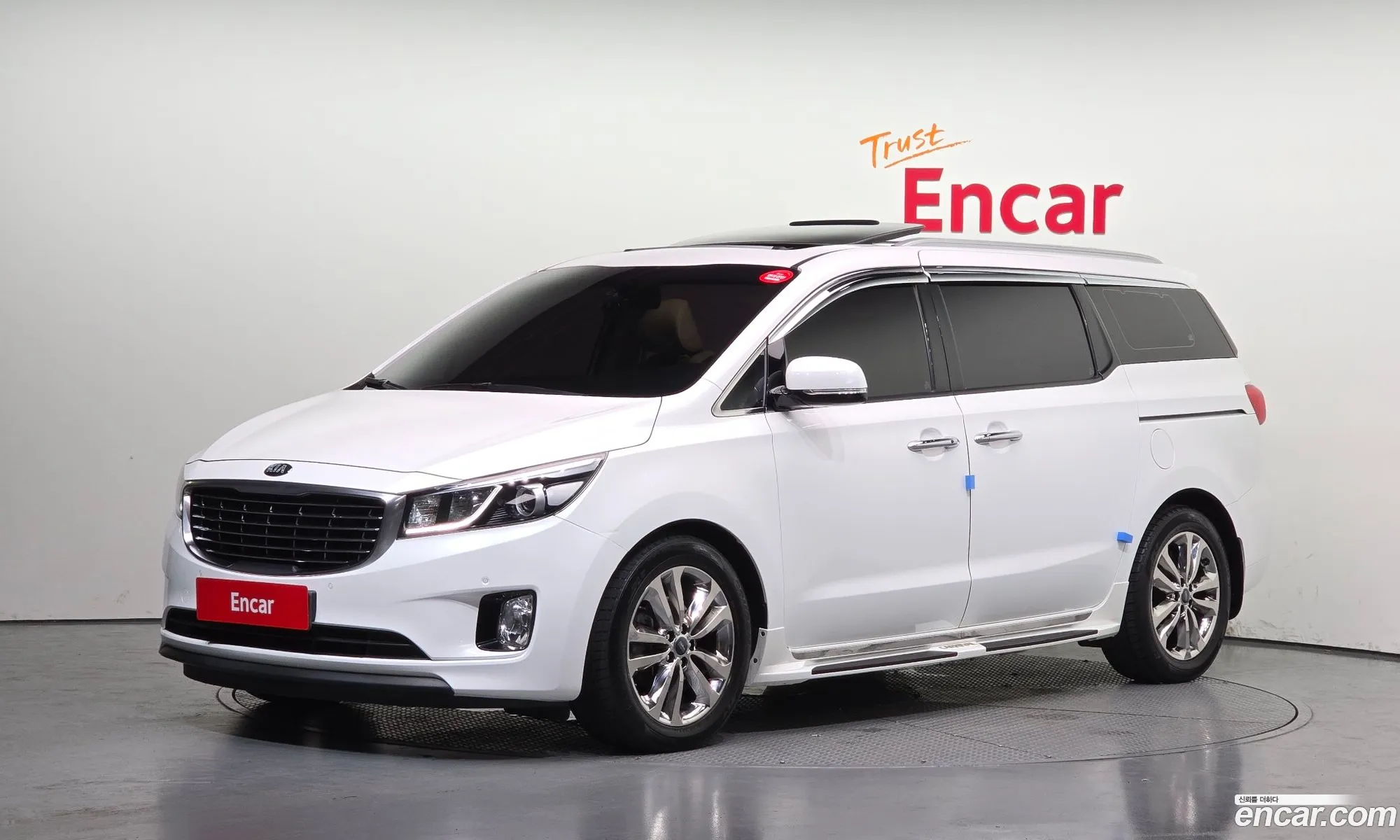 Kia Carnival 2017 KNHMF37ABHS329237 — 32
