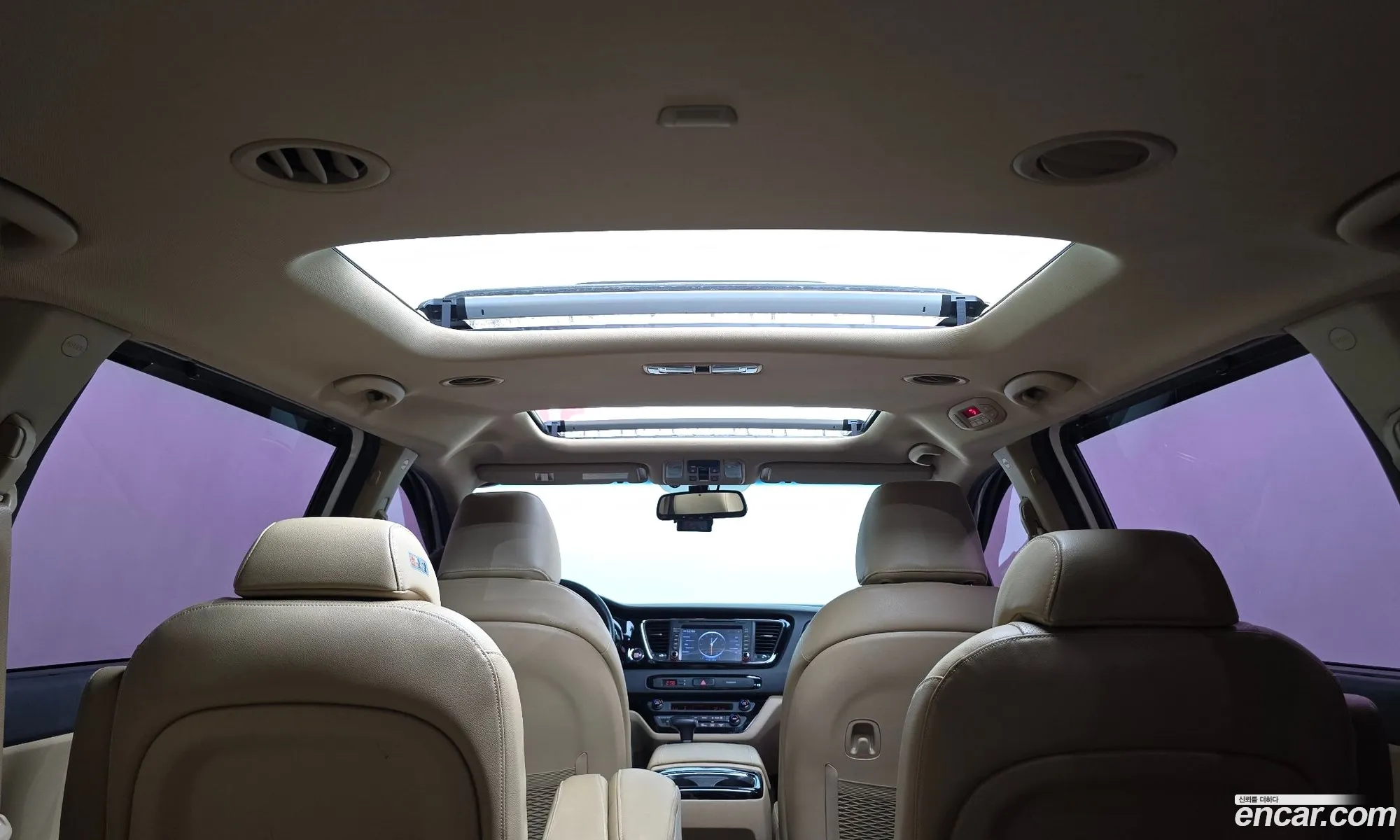 Kia Carnival 2017 KNHMF37ABHS329237 — 11