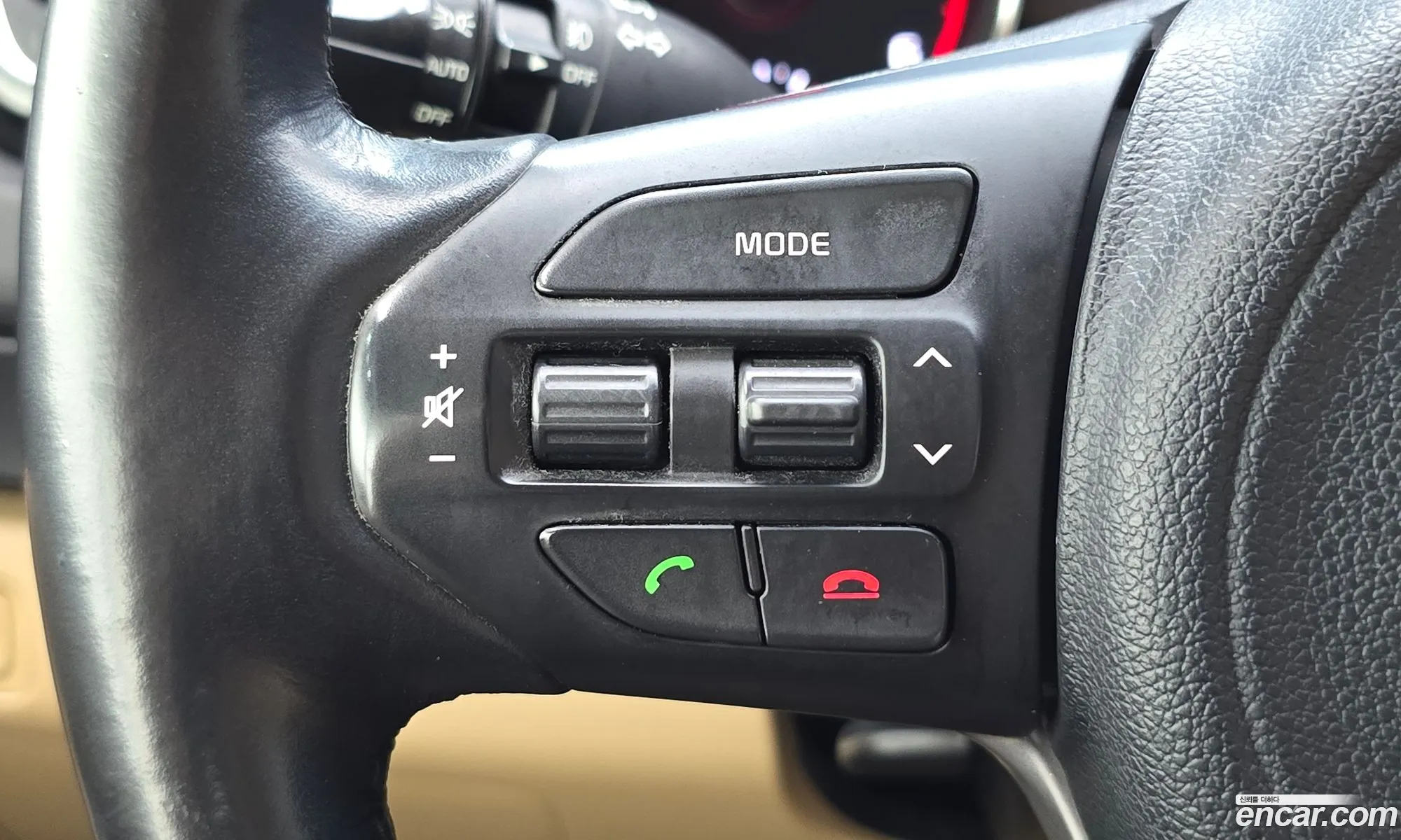 Kia Carnival 2017 KNHMF37ABHS329237 — 34