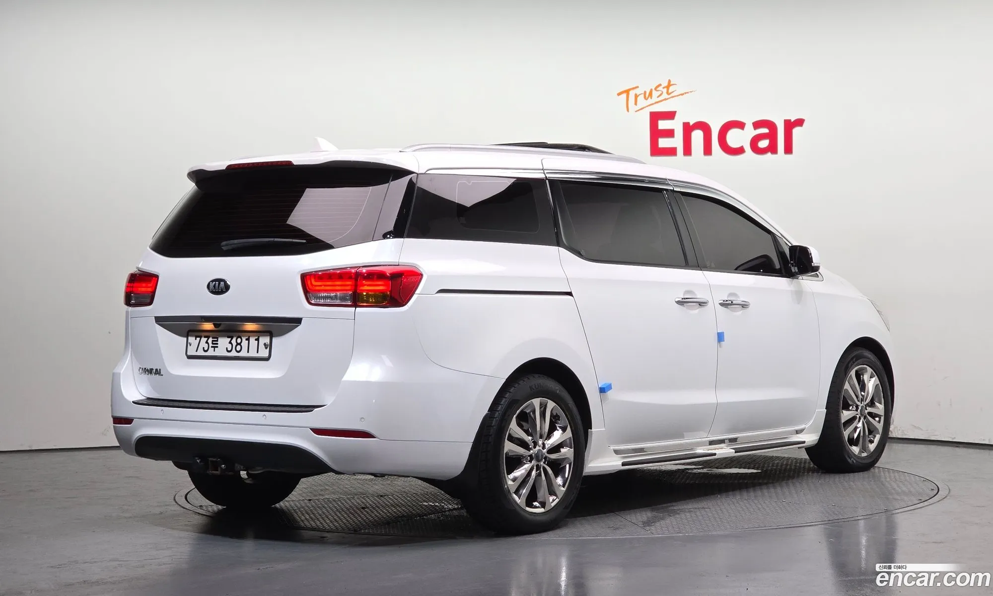 Kia Carnival 2017 KNHMF37ABHS329237 — 13