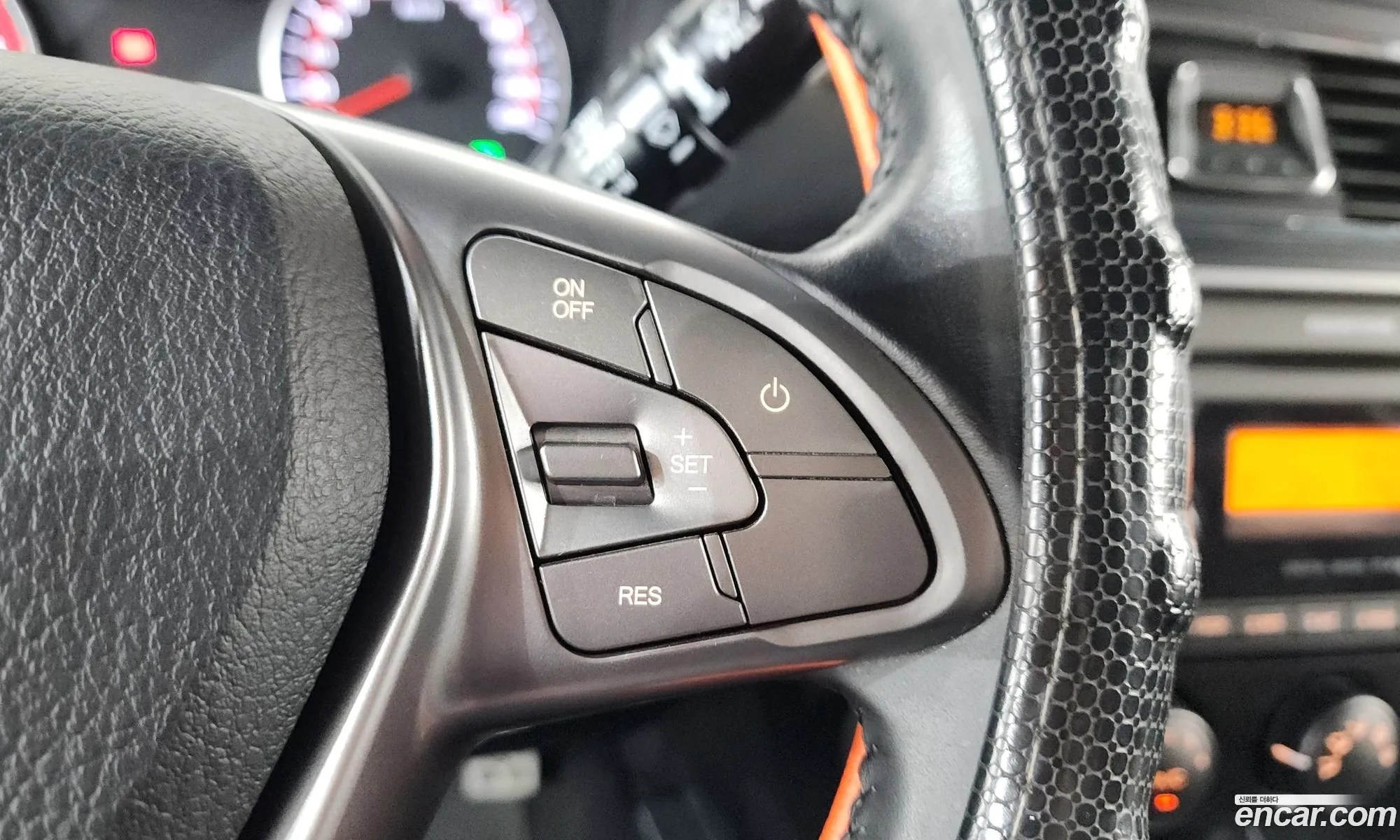 KG Mobility (SsangYong) Korando Sports 2016 — 32