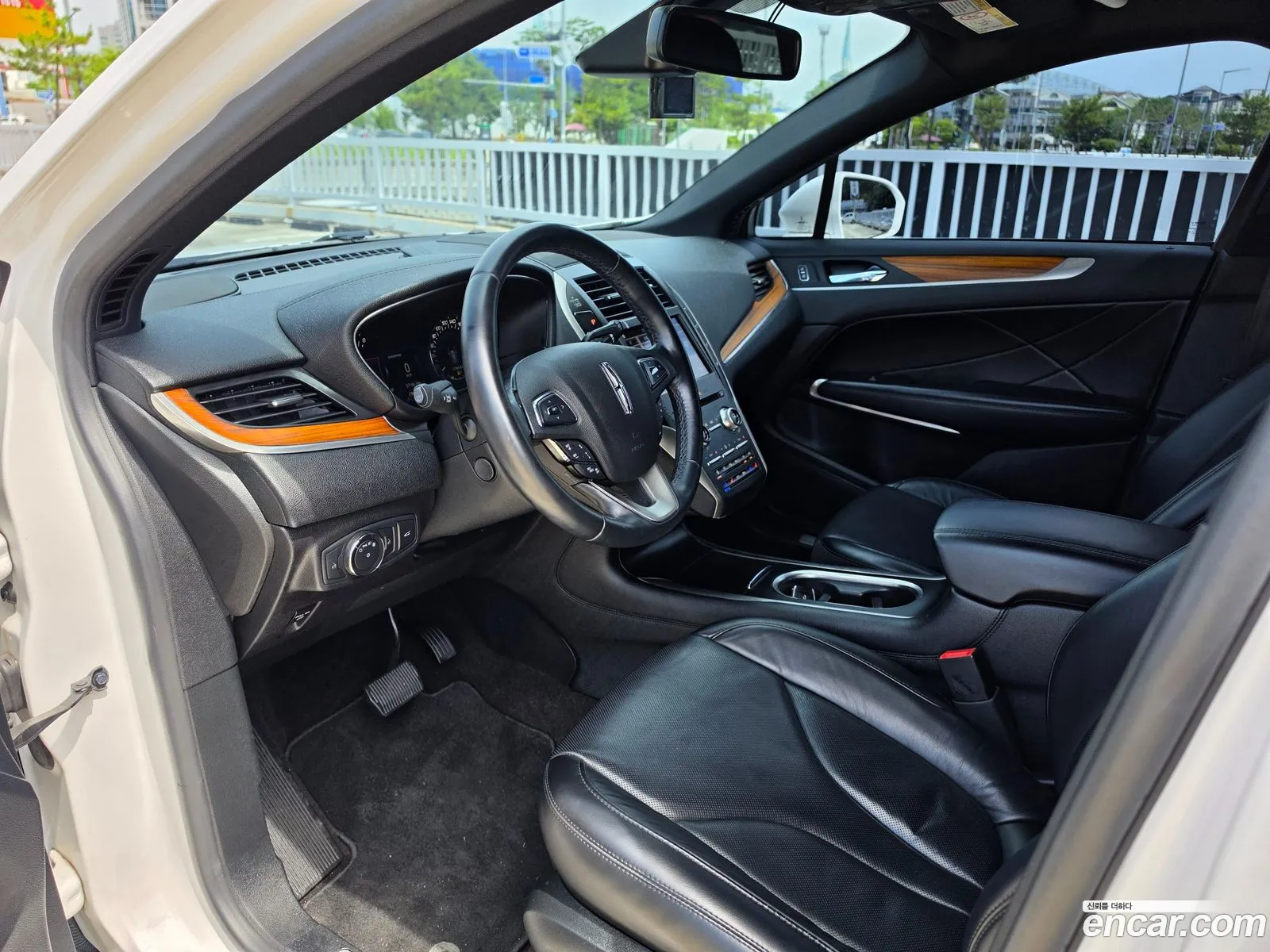Lincoln MKC 2019 — 10