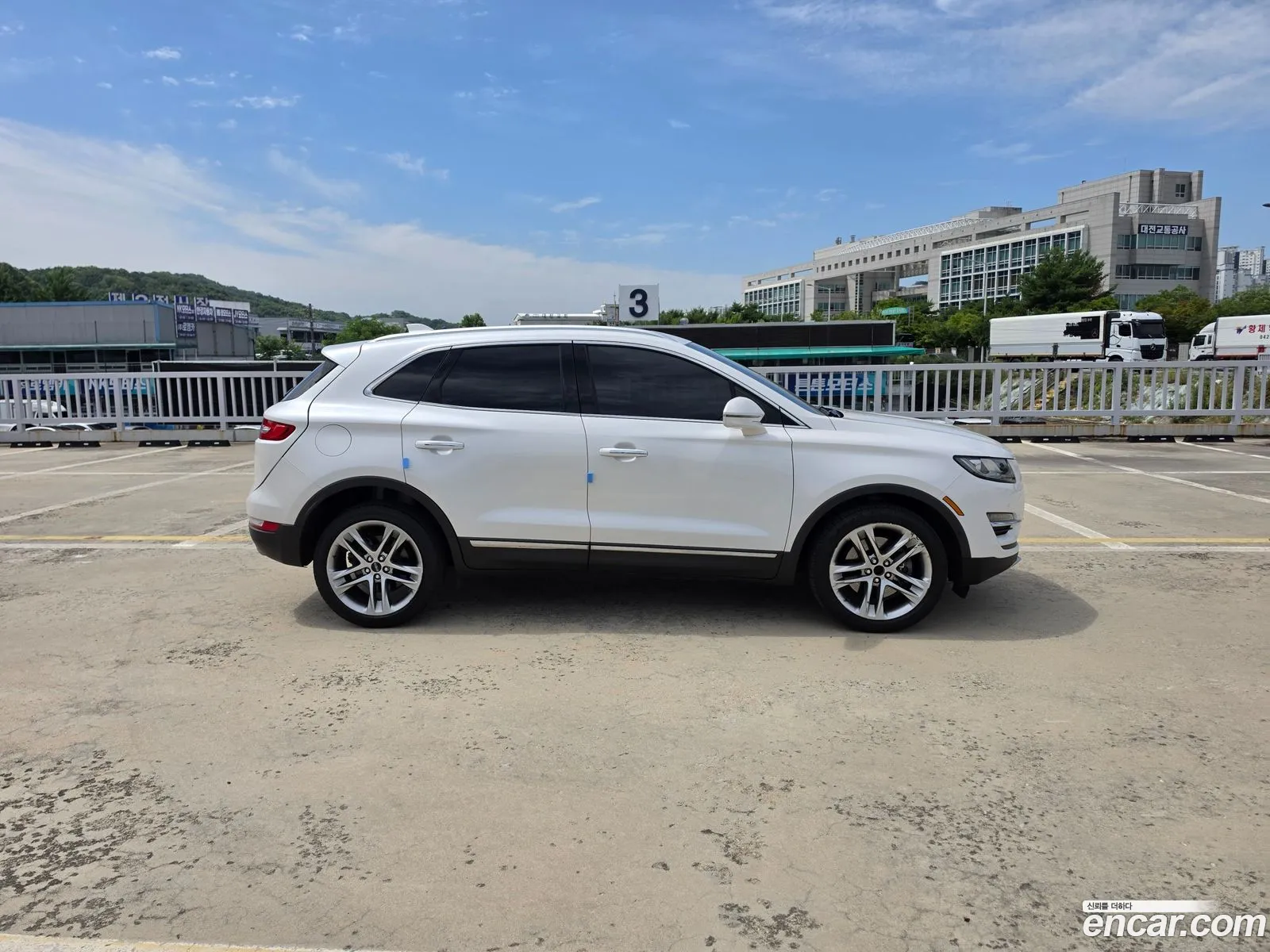 Lincoln MKC 2019 — 15