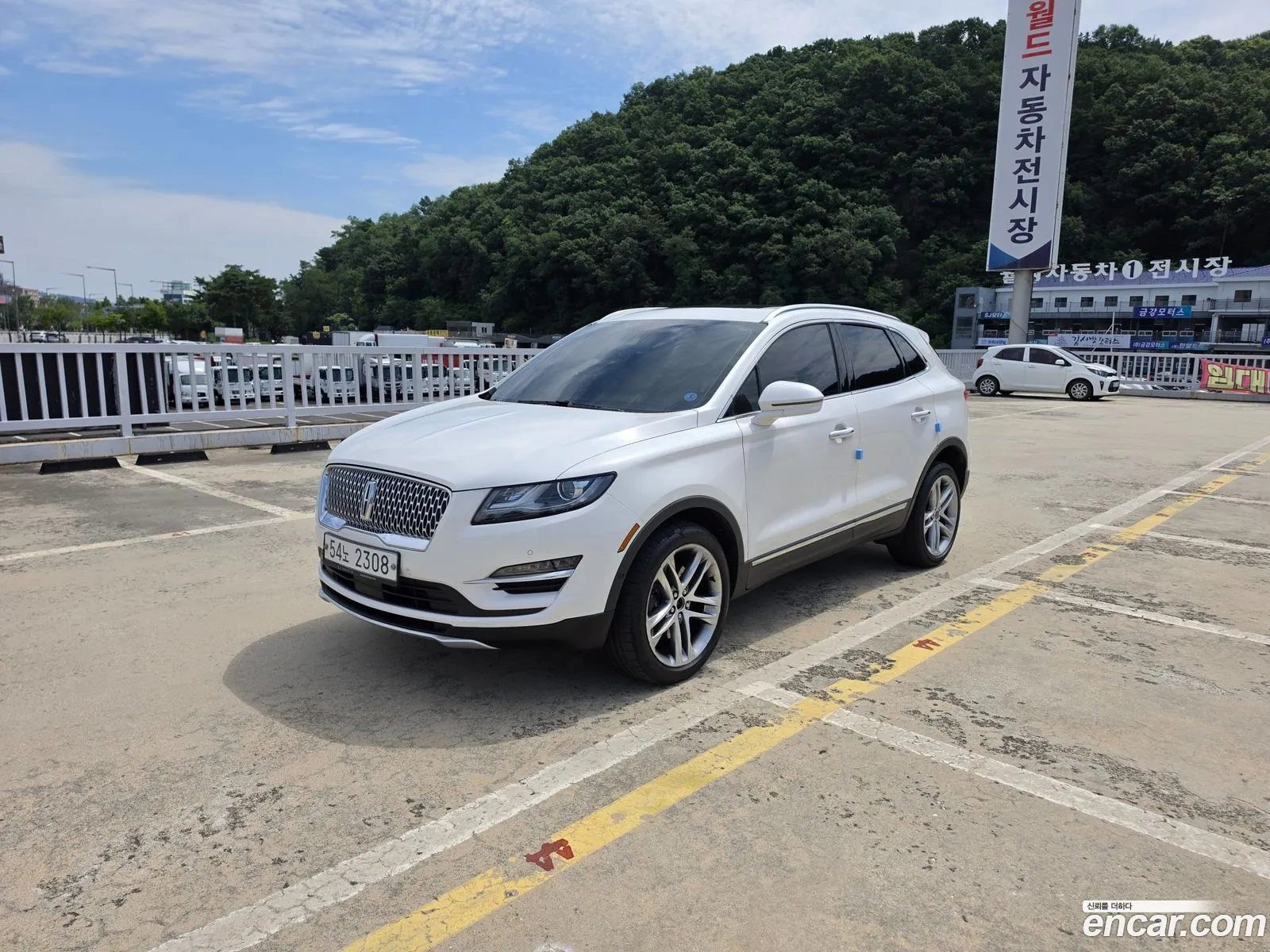 Lincoln MKC 2019 — 14