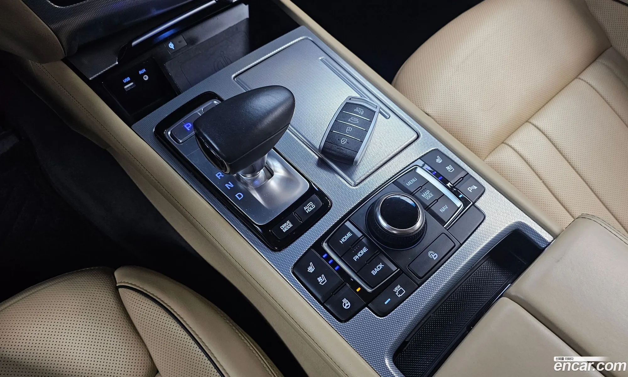 Genesis G80 2017 KMHGM41DDHU218246 — 3