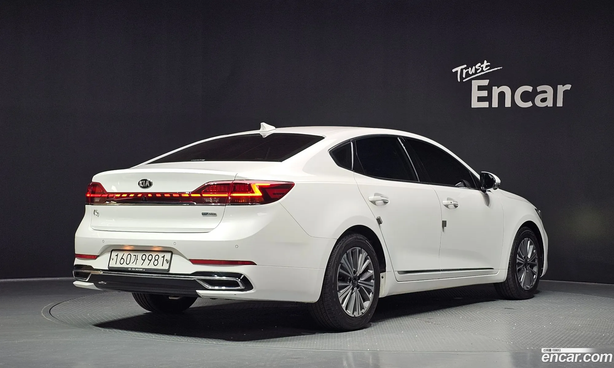 Kia K7 Premier Hybrid 2019 — 3