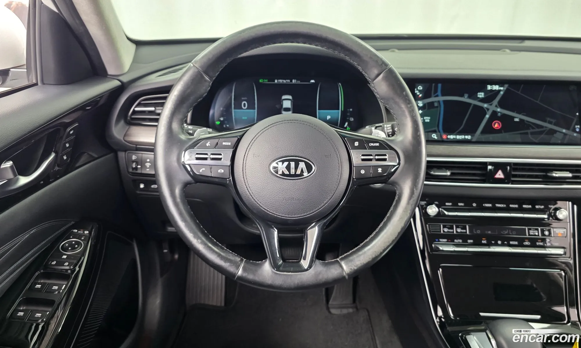Kia K7 Premier Hybrid 2019 — 10