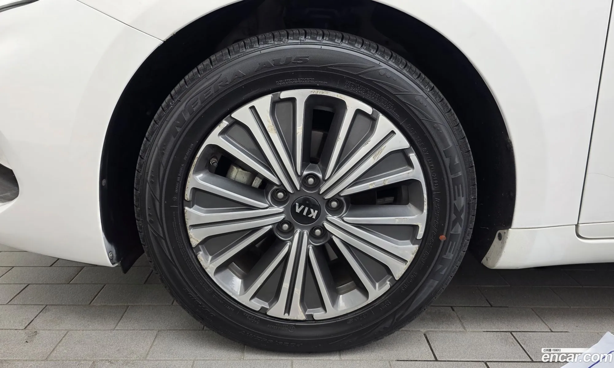 Kia K7 Premier Hybrid 2019 — 12