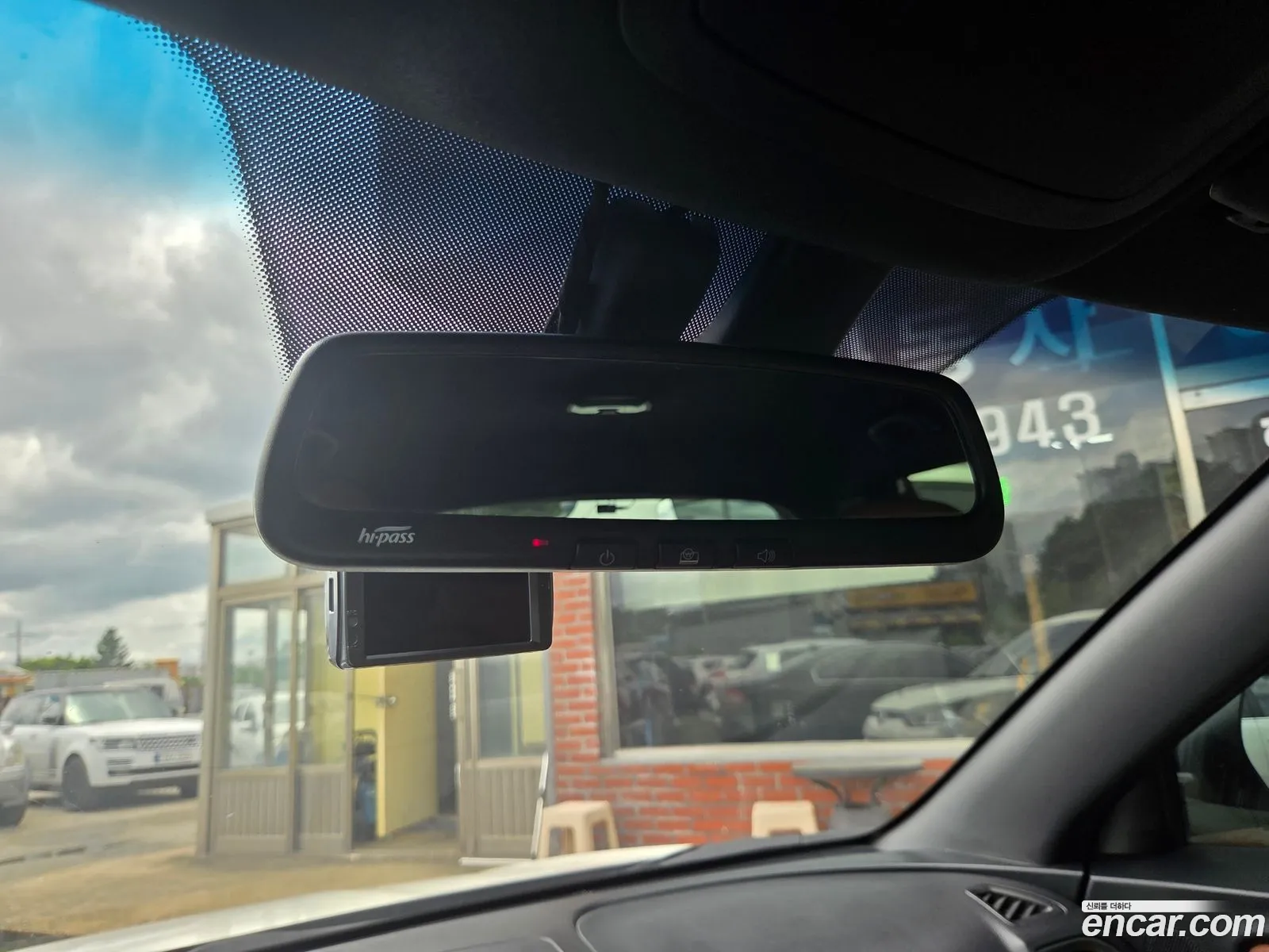 KG Mobility (SsangYong) Tivoli Armour 2018 — 18
