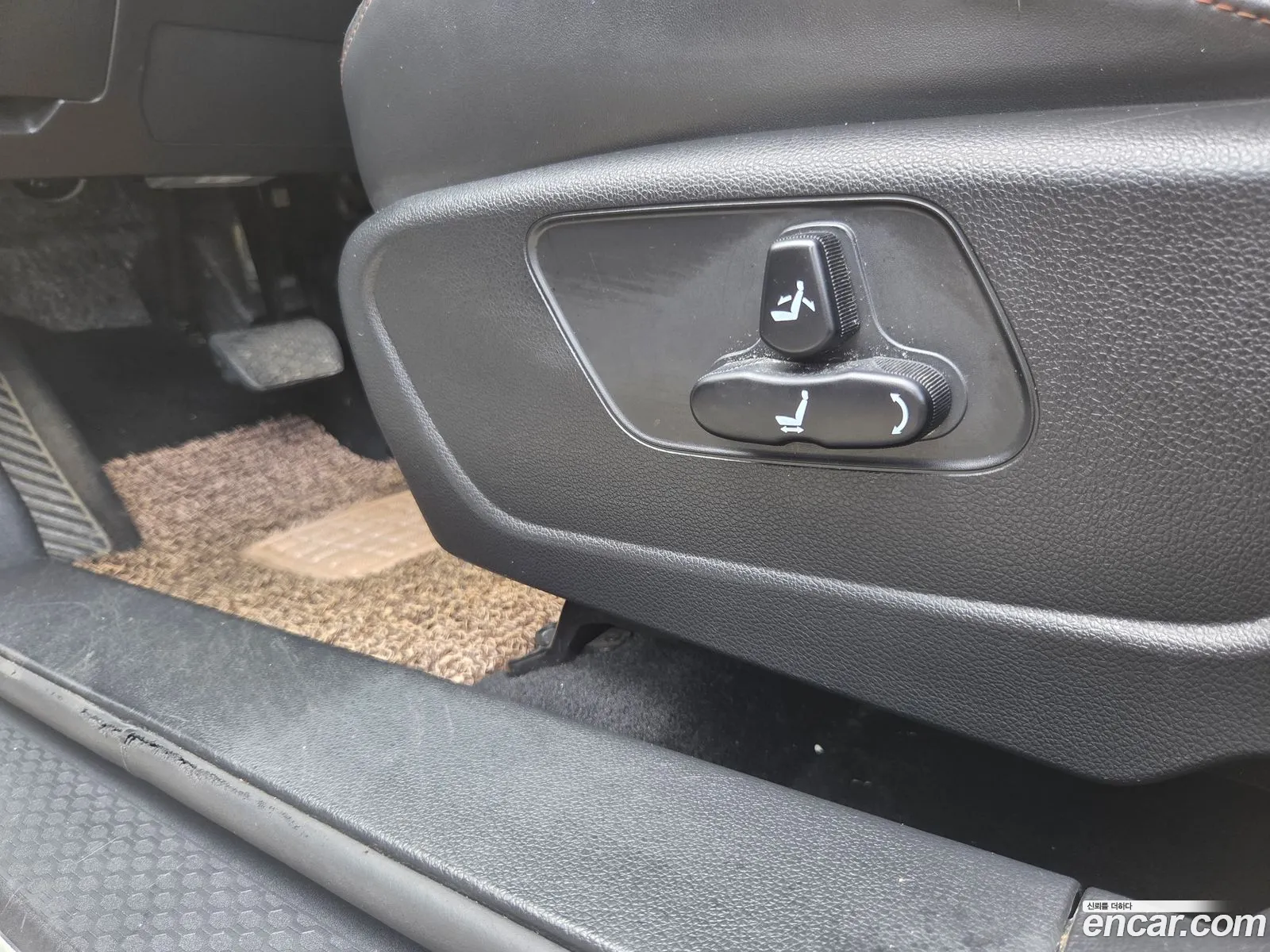 KG Mobility (SsangYong) Tivoli Armour 2018 — 20