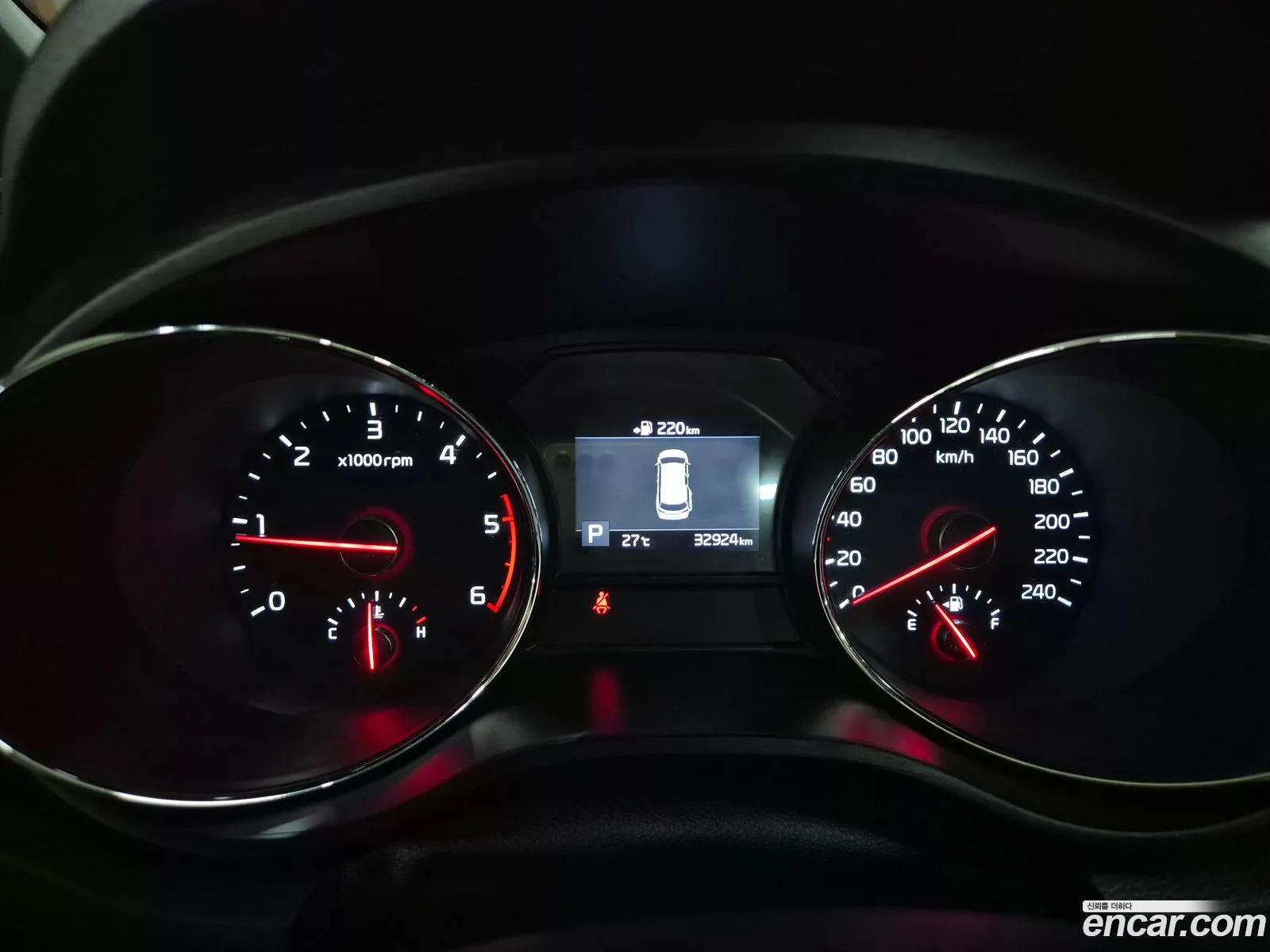 Kia Carnival 2019 — 16