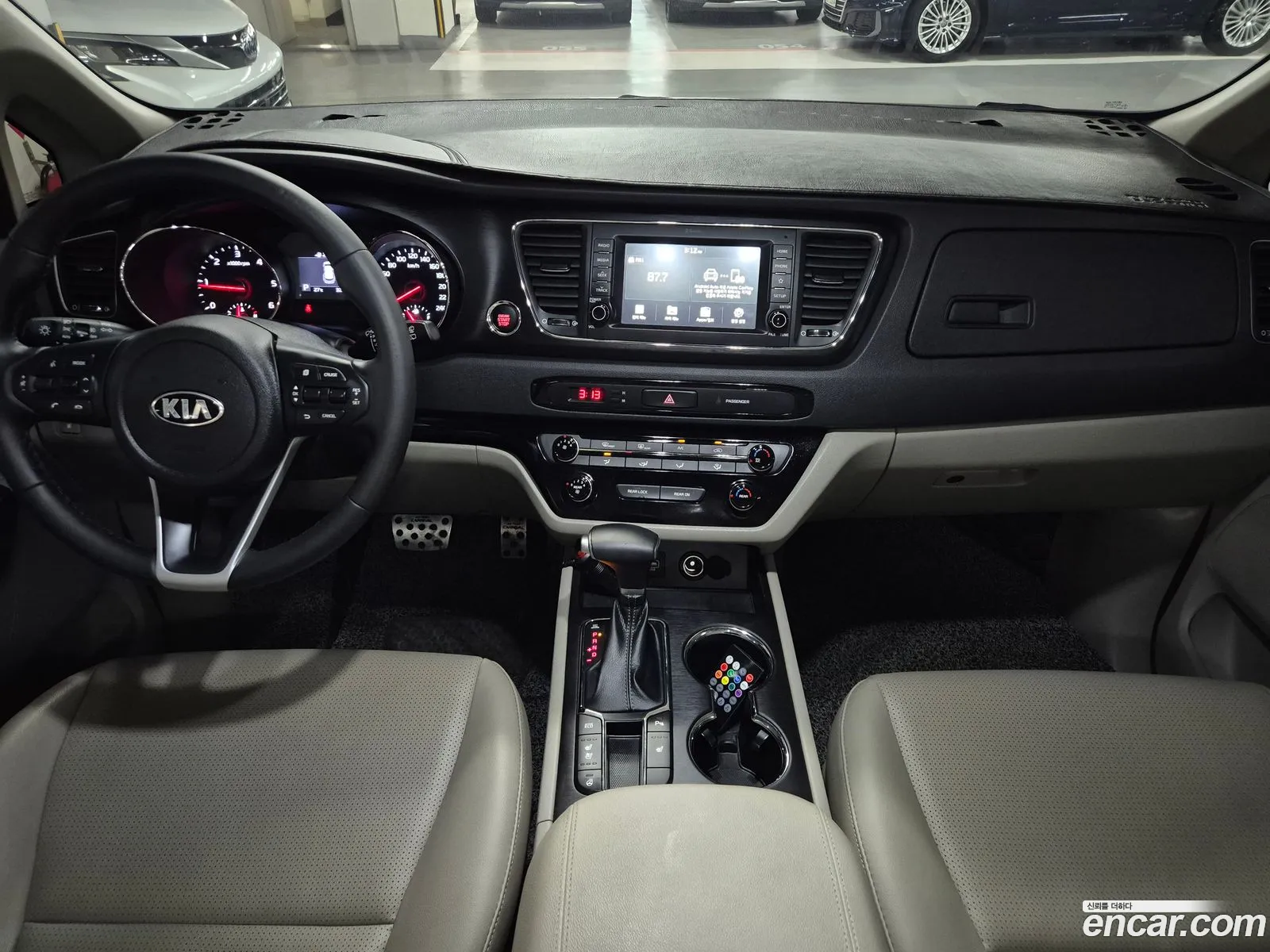 Kia Carnival 2019 — 7