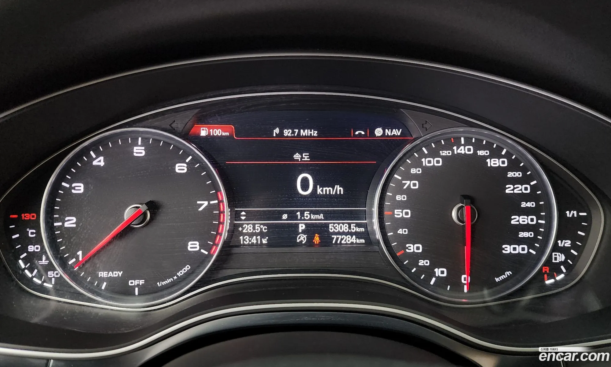 Audi A6 2018 WAUZZZ4G3JN136018 — 19