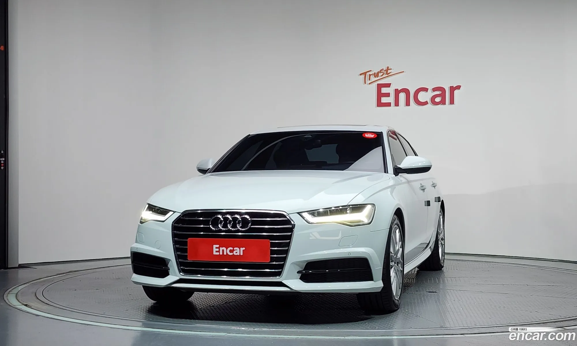 Audi A6 2018 WAUZZZ4G3JN136018 — 2