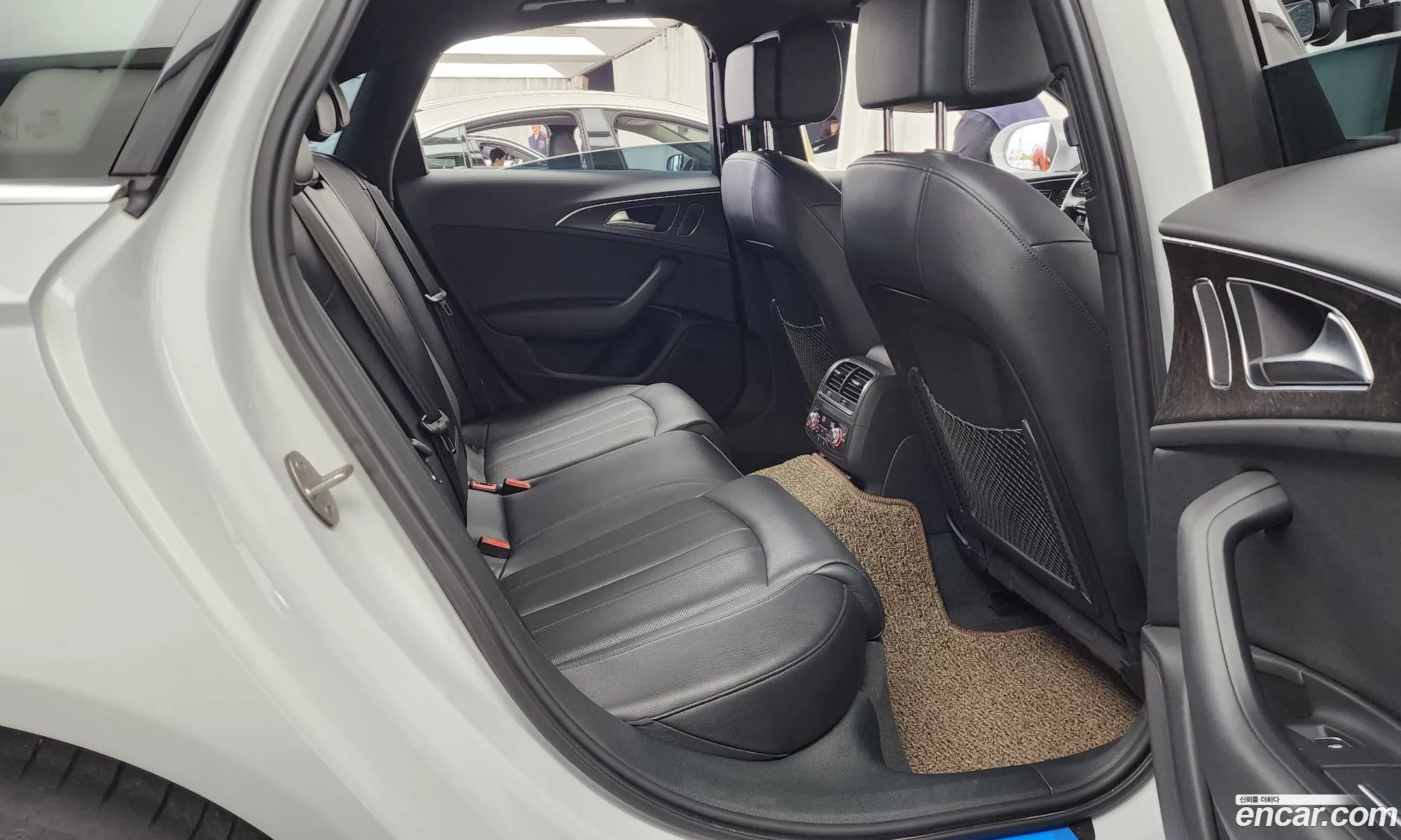 Audi A6 2018 WAUZZZ4G3JN136018 — 5