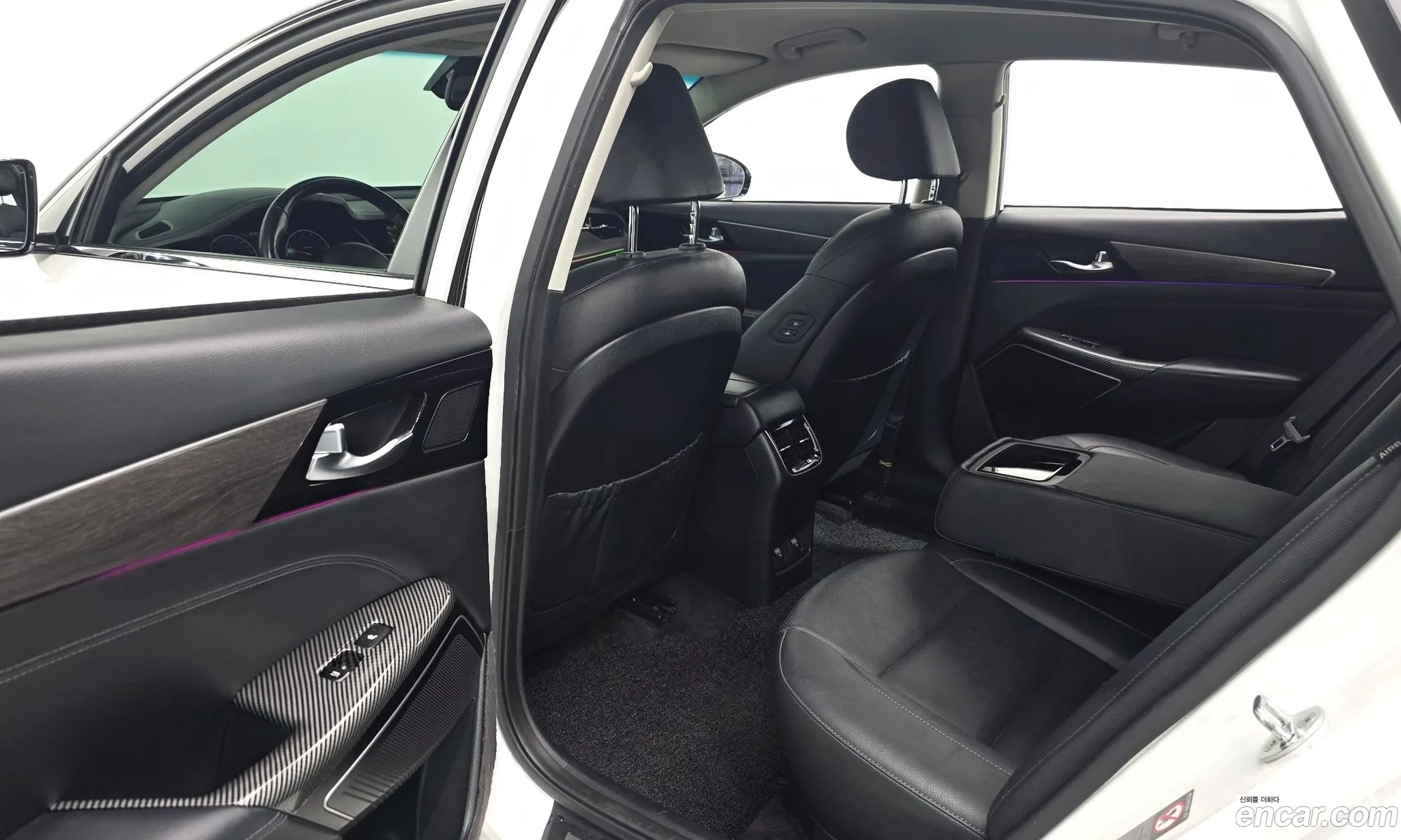 Kia K7 Premier 2019 — 25