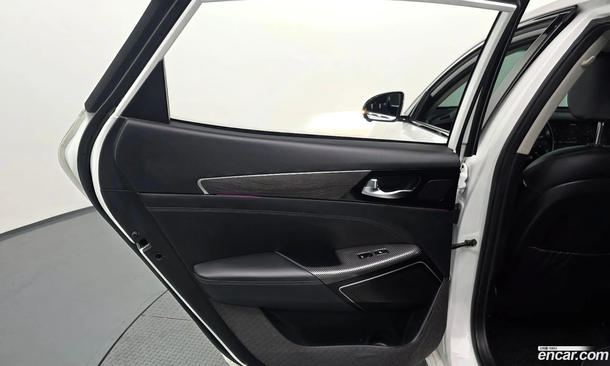 Kia K7 Premier 2019 — 12