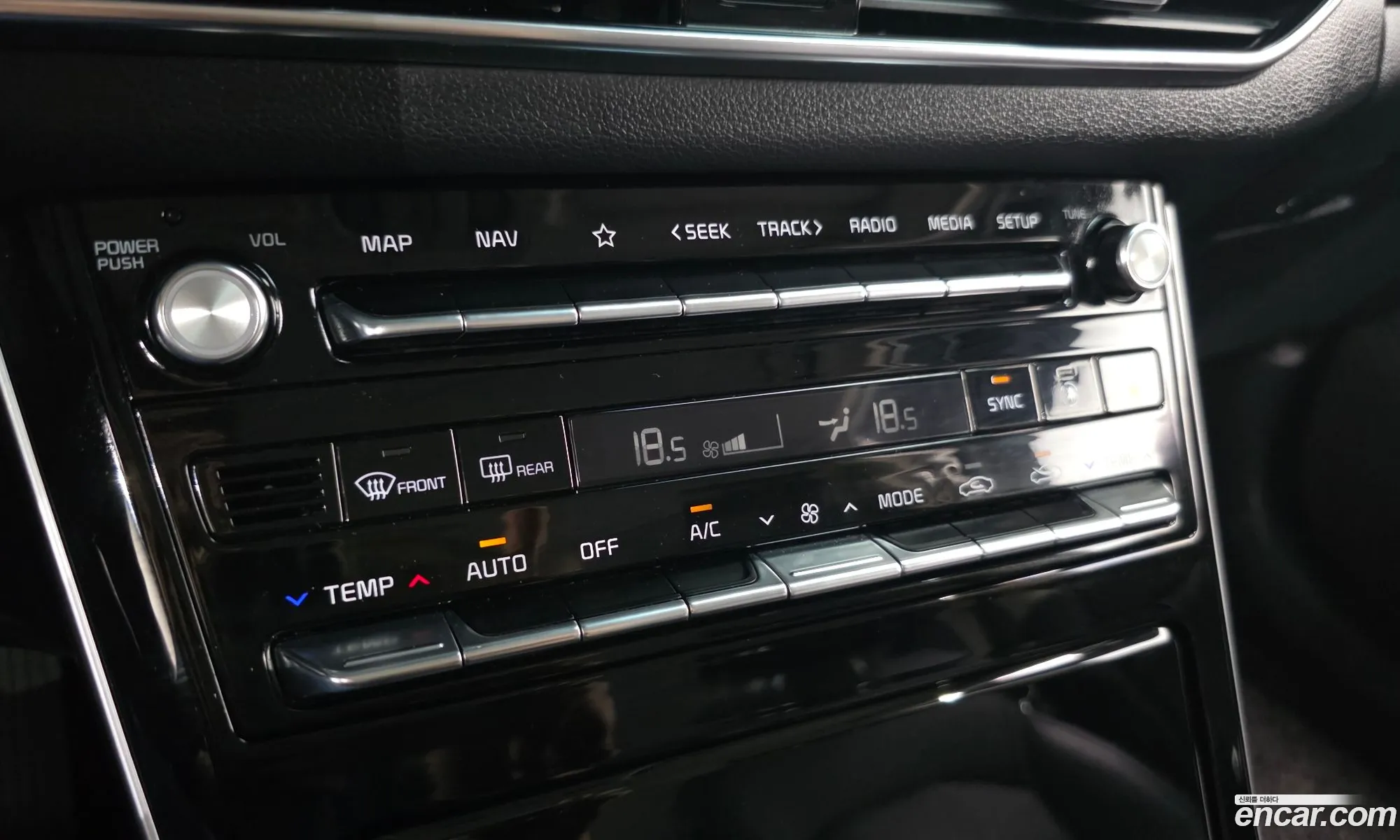 Kia K7 Premier 2019 — 11