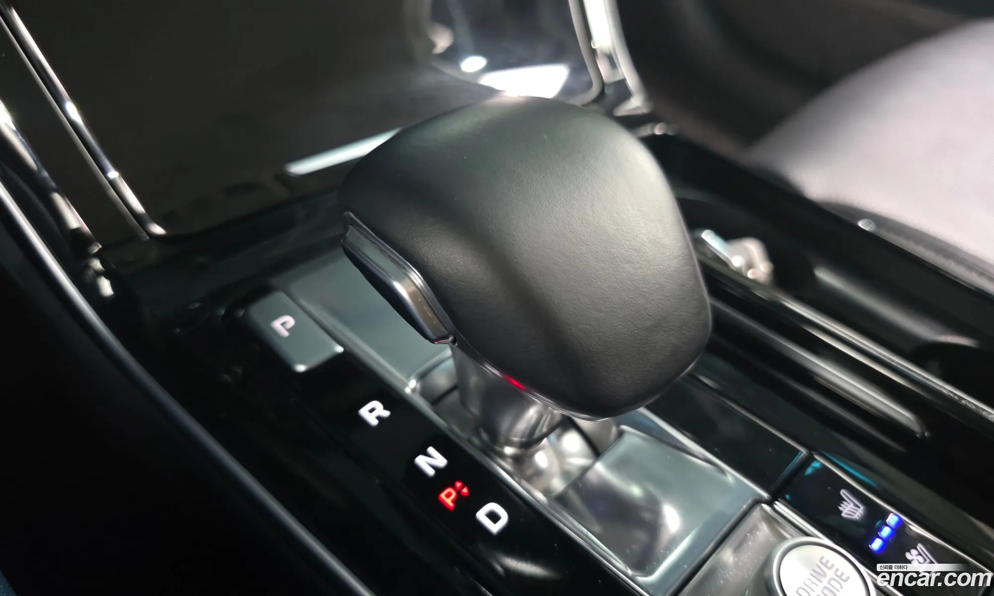 Kia K7 Premier 2019 — 16
