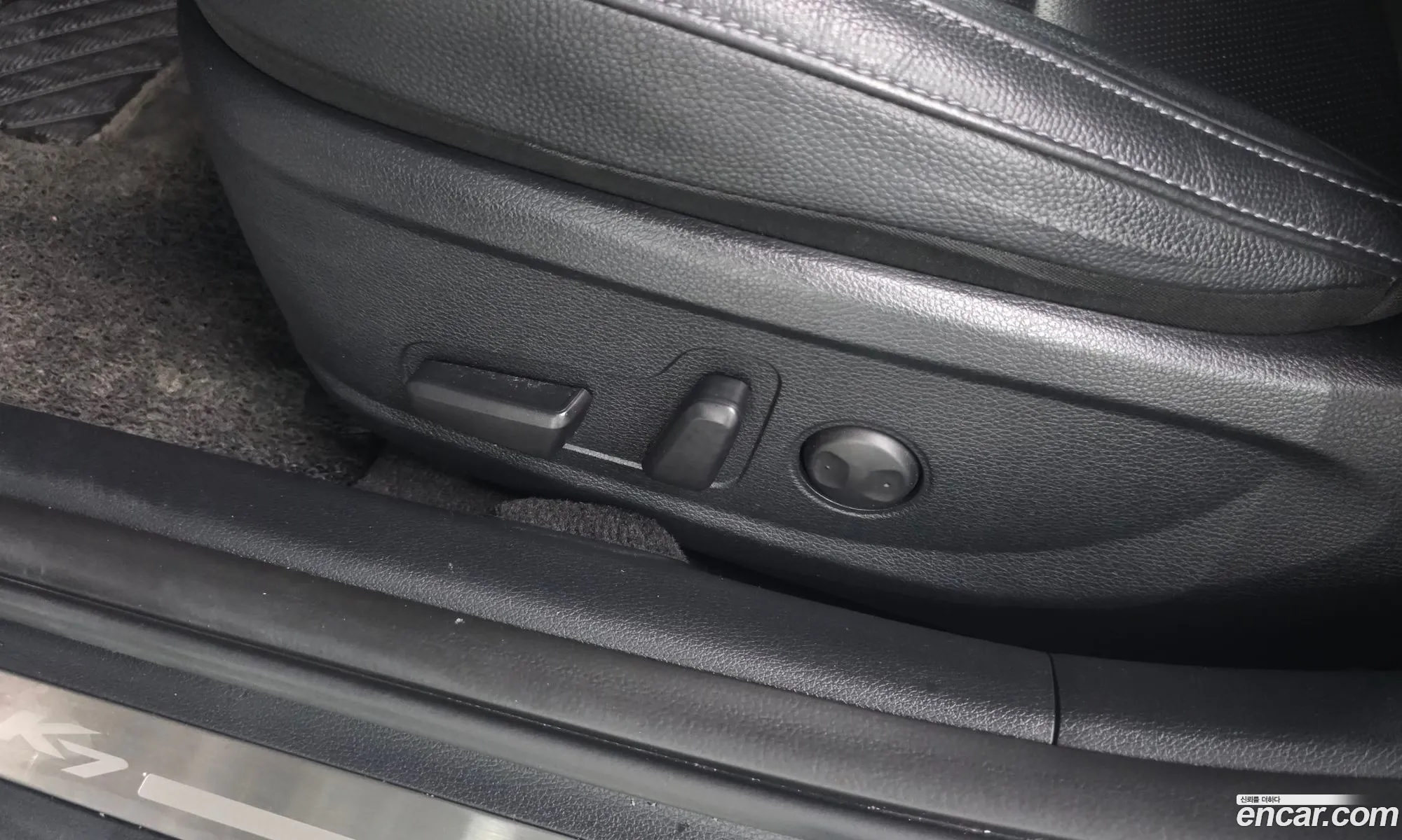 Kia K7 Premier 2019 — 22