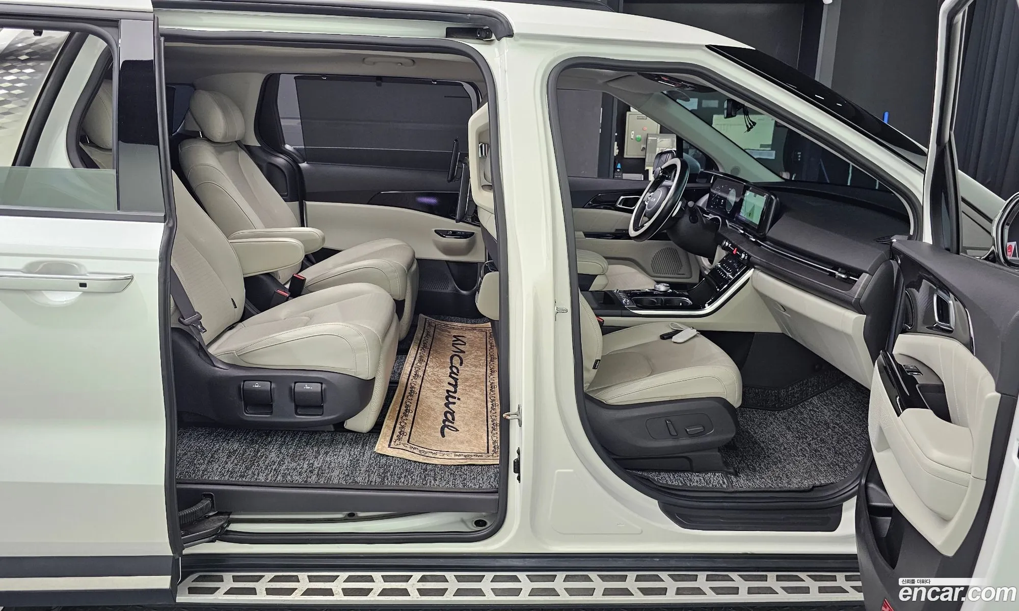 Kia Carnival 2023 KNANE81BBPS363355 — 13