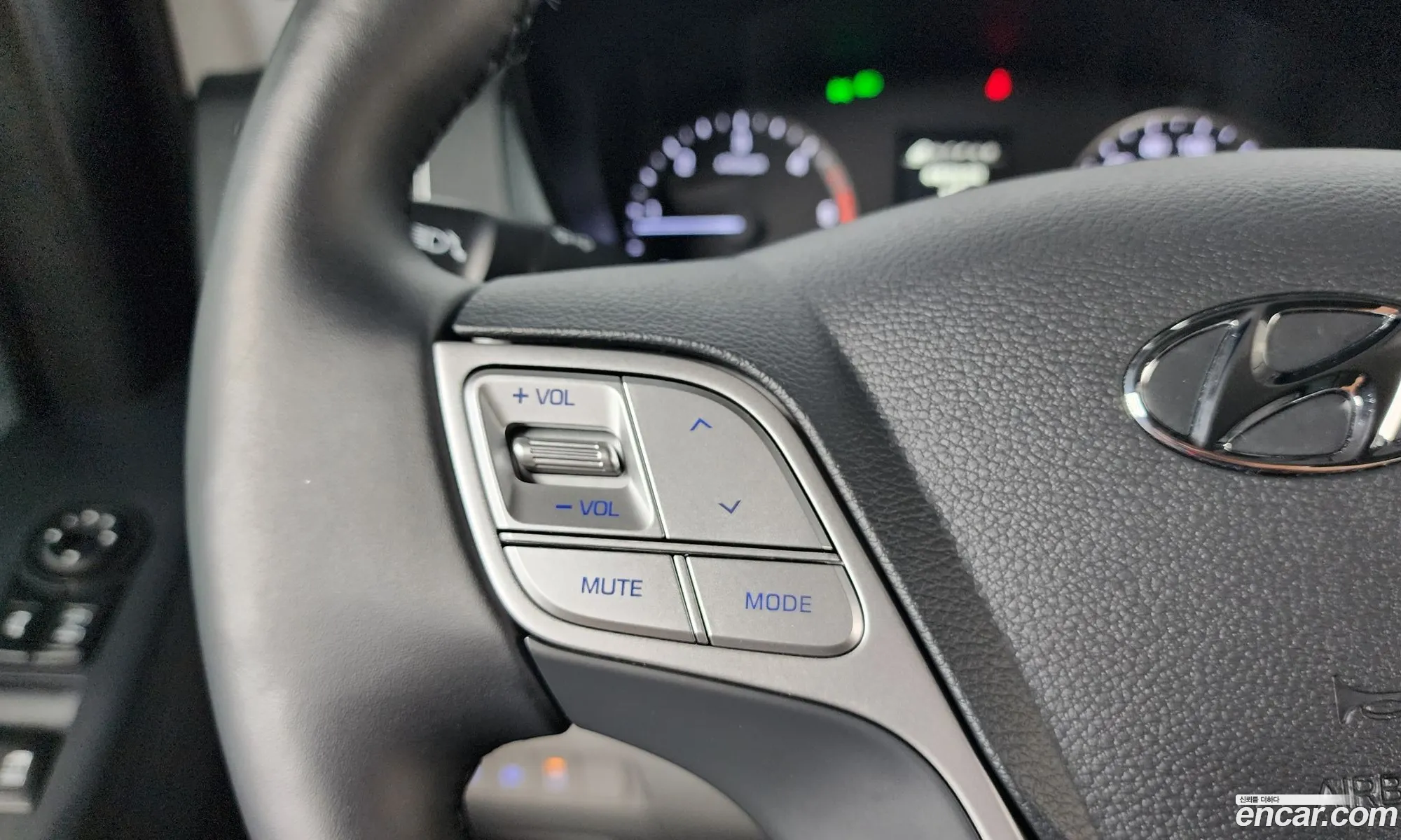 Hyundai Solati 2024 KMJUG17RPSC007933 — 11