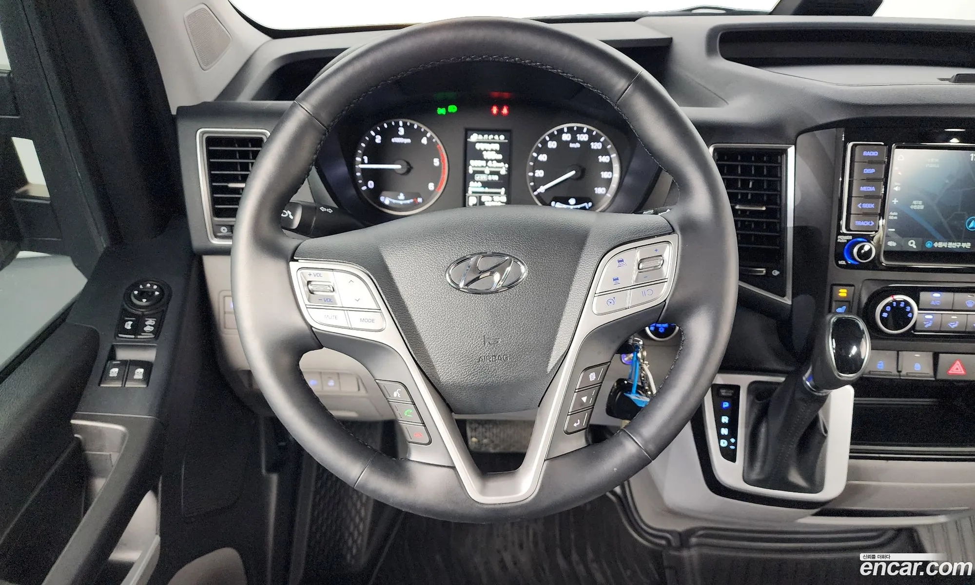 Hyundai Solati 2024 KMJUG17RPSC007933 — 30