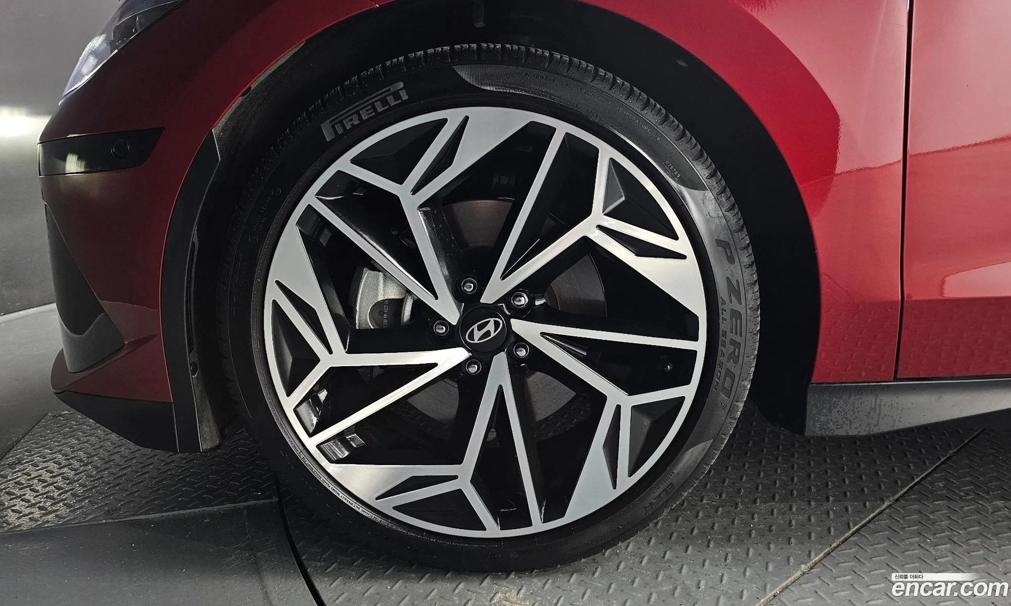 Hyundai Ioniq 6