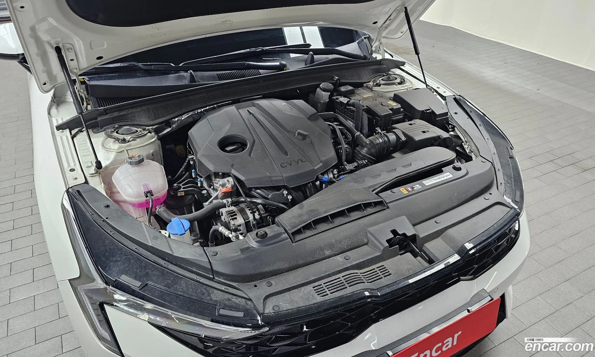 Kia K5 2025 KNAG241ABSA397519 — 17