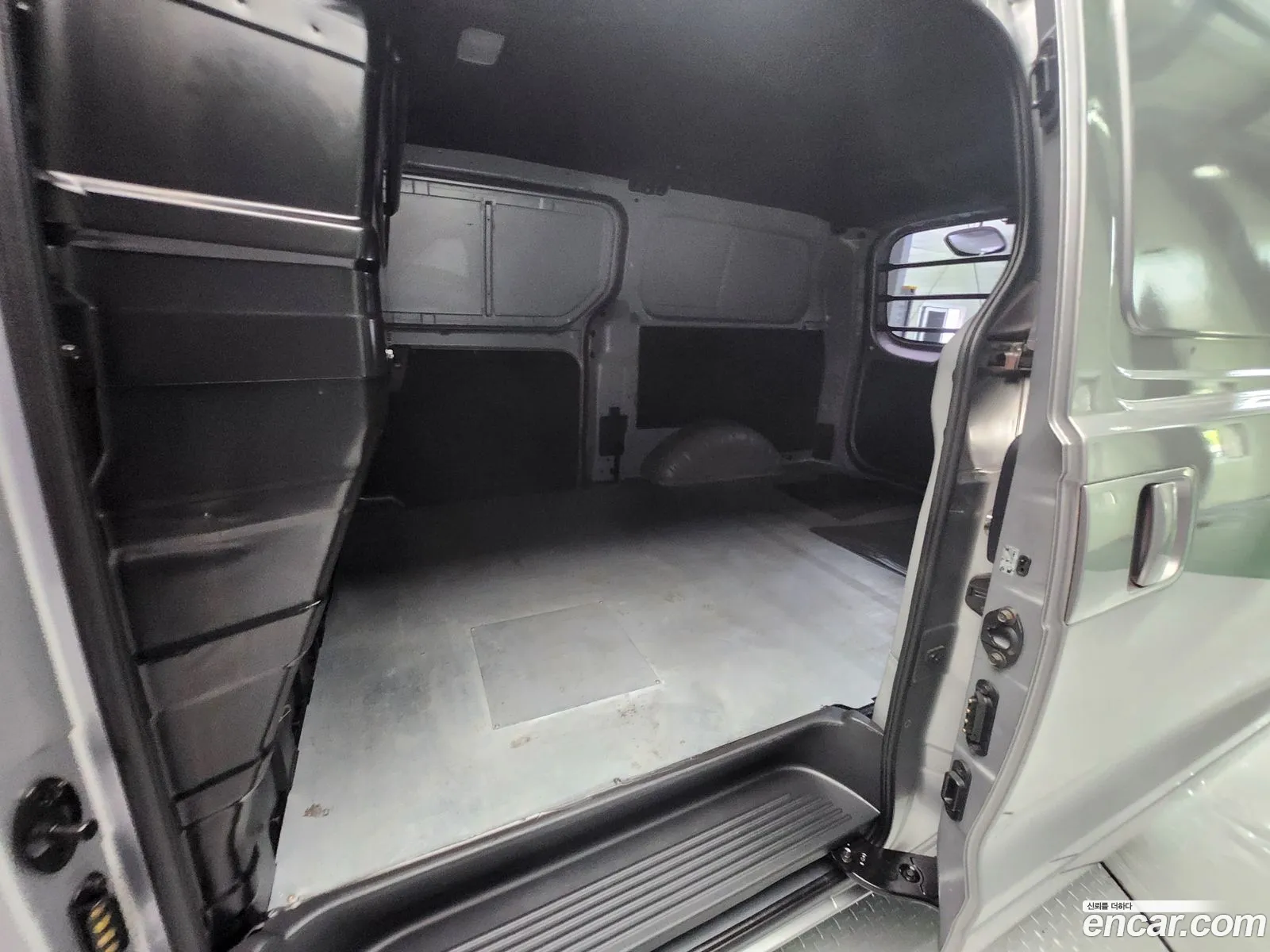 Hyundai Grand Starex 2019 — 14