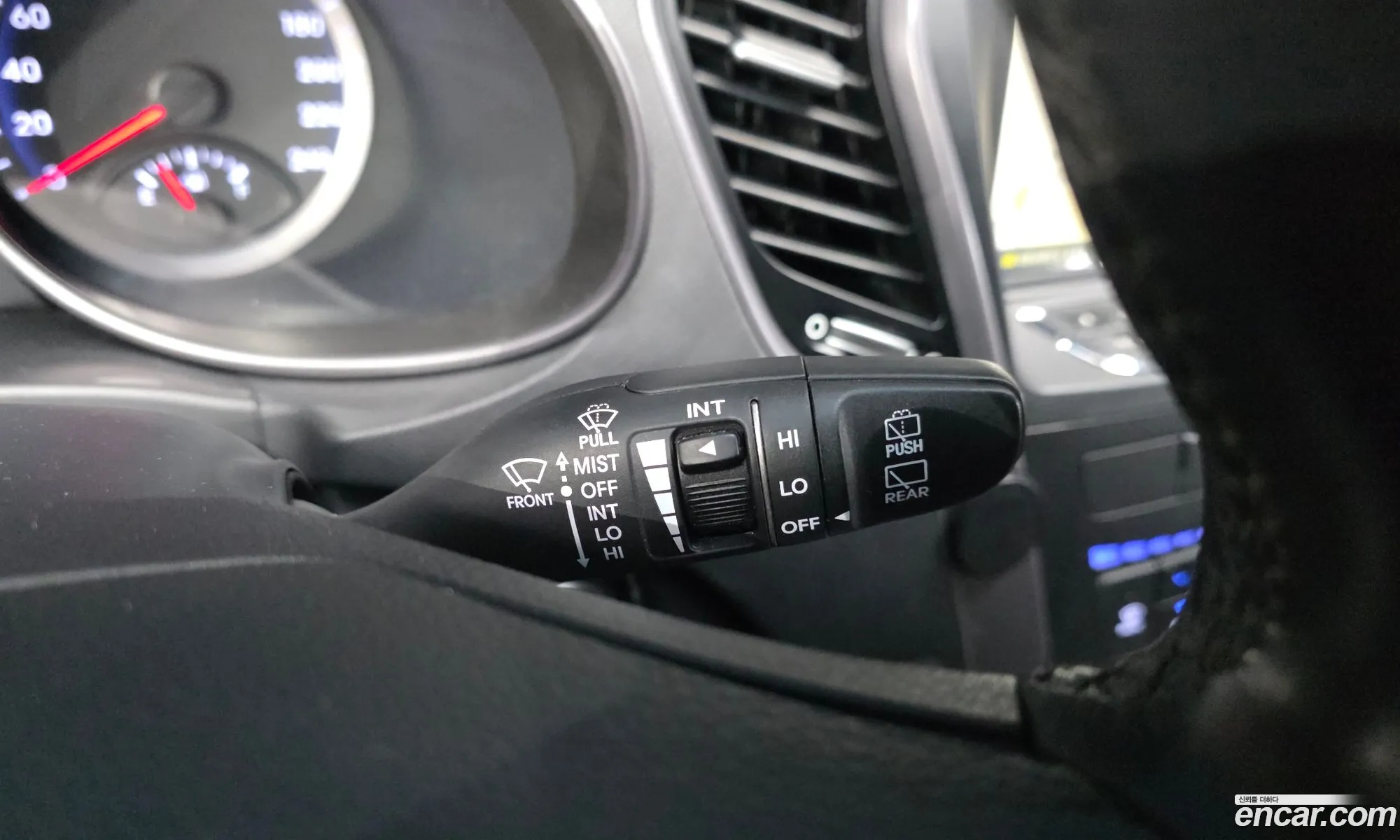Hyundai Santa Fe DM 2012 — 2