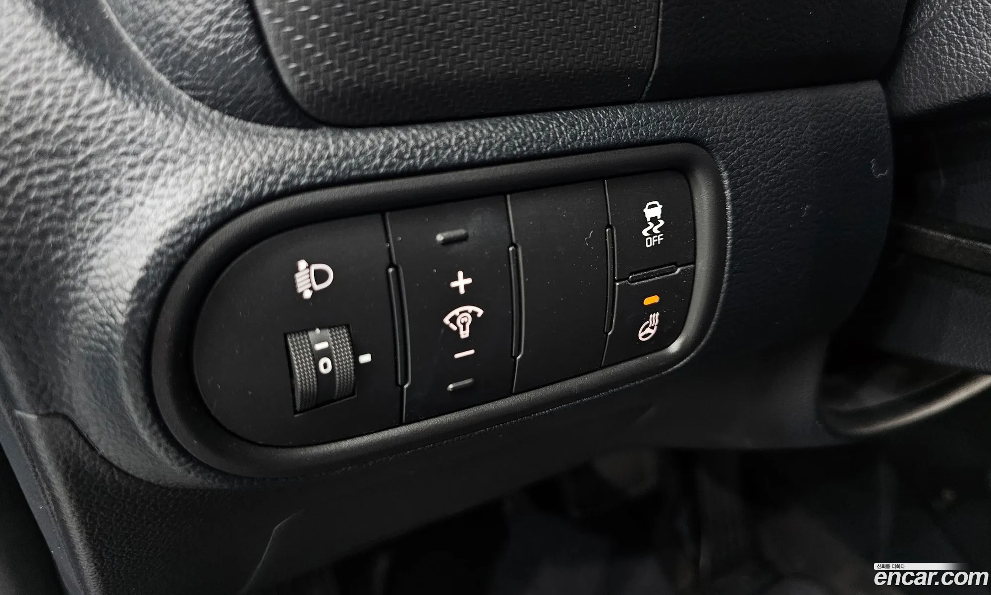 Kia K3 2016 KNAFK412BGA951527 — 4