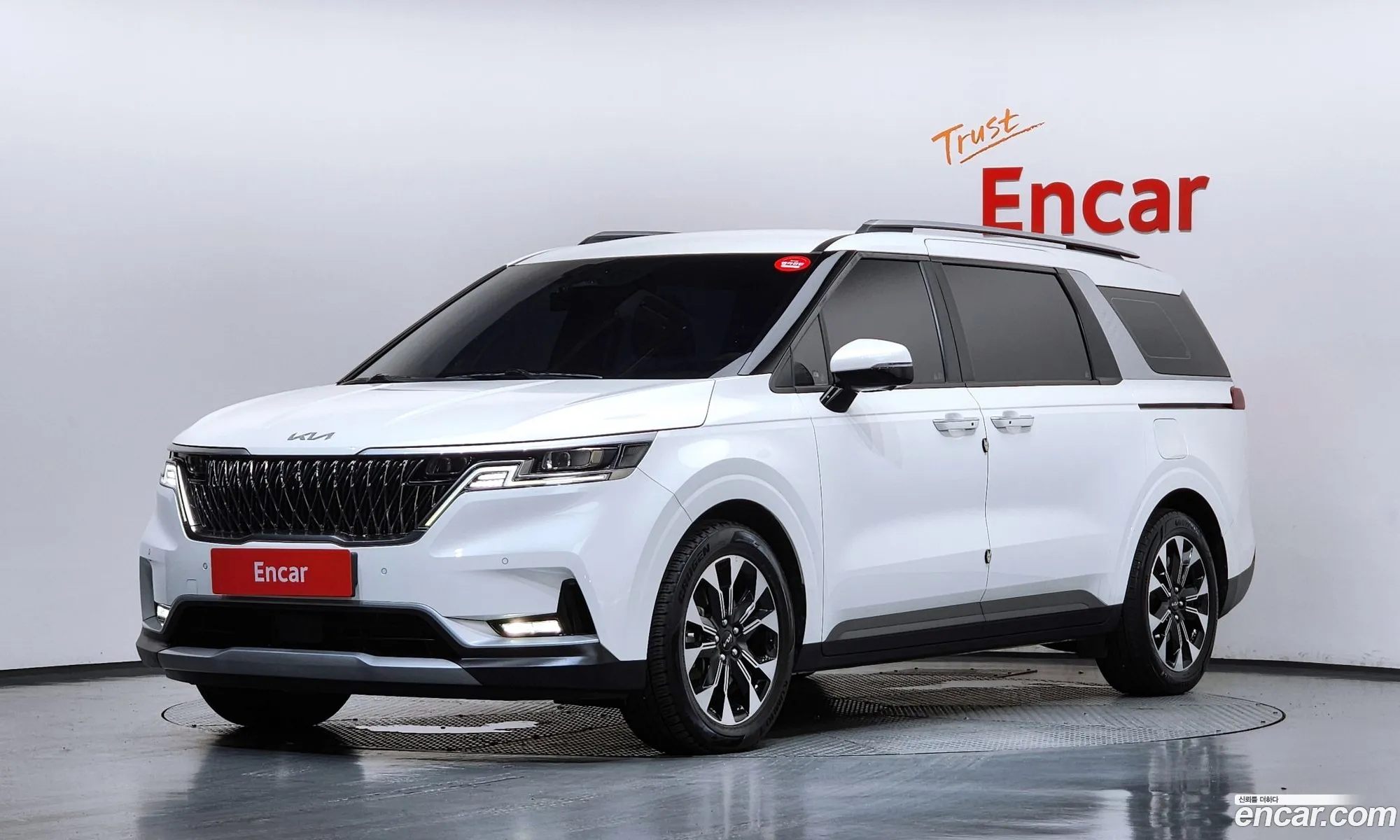 Kia Carnival 2022 KNANB813BPS259373 — 4