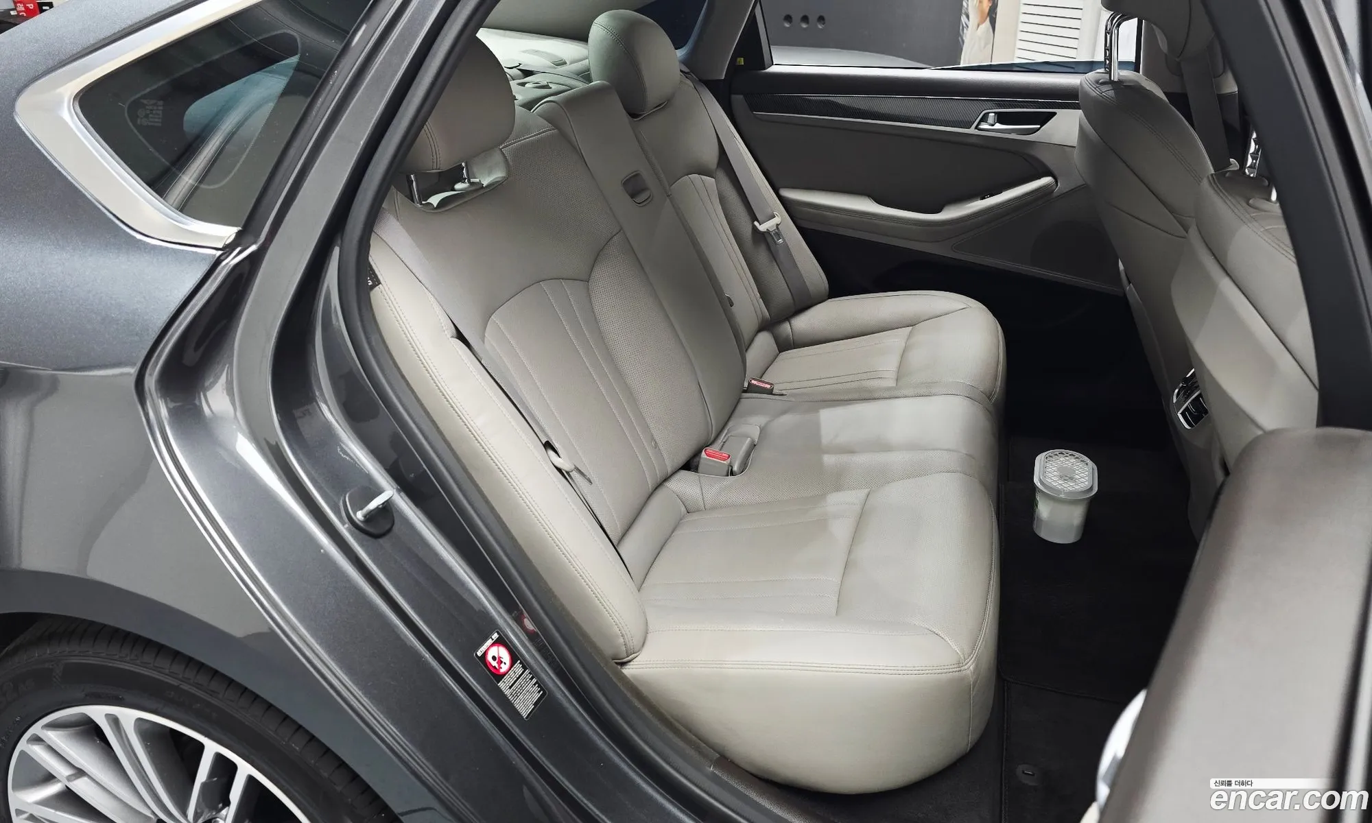 Genesis G80 2016 KMHGL41DBHU194754 — 7