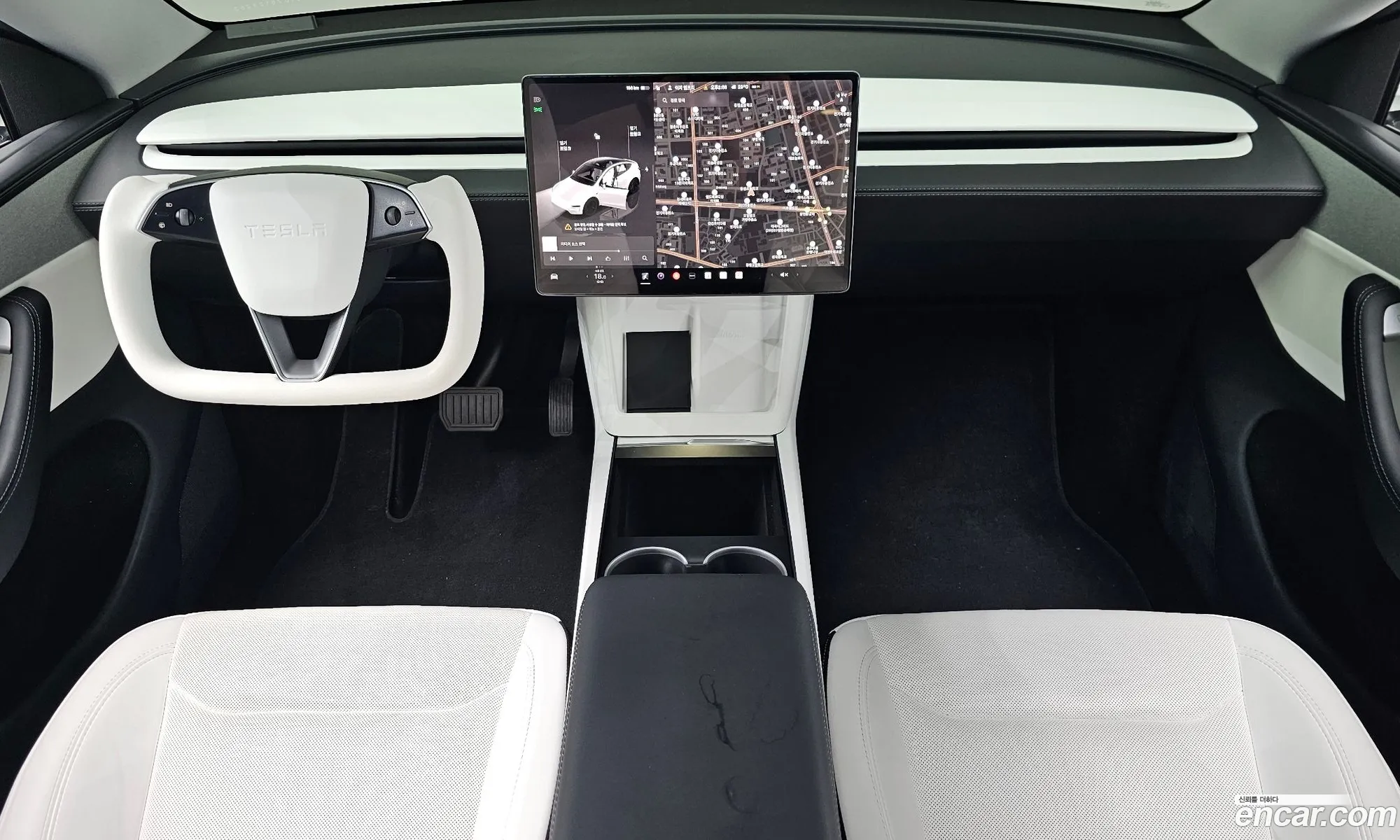 Tesla Model Y 2025 LRWYGCFJ5SC342235 — 18