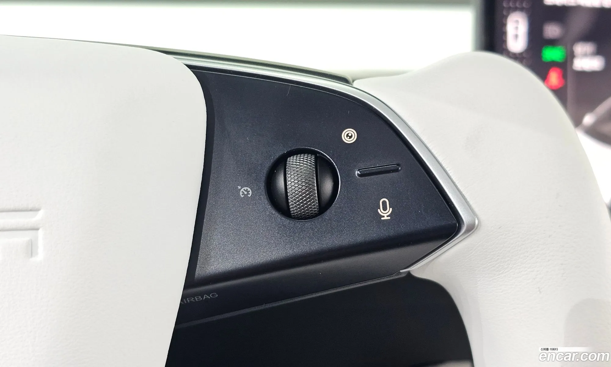Tesla Model Y 2025 LRWYGCFJ5SC342235 — 2
