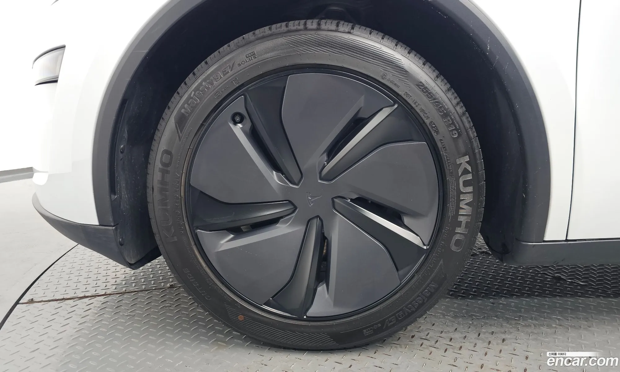 Tesla Model Y 2025 LRWYGCFJ5SC342235 — 20