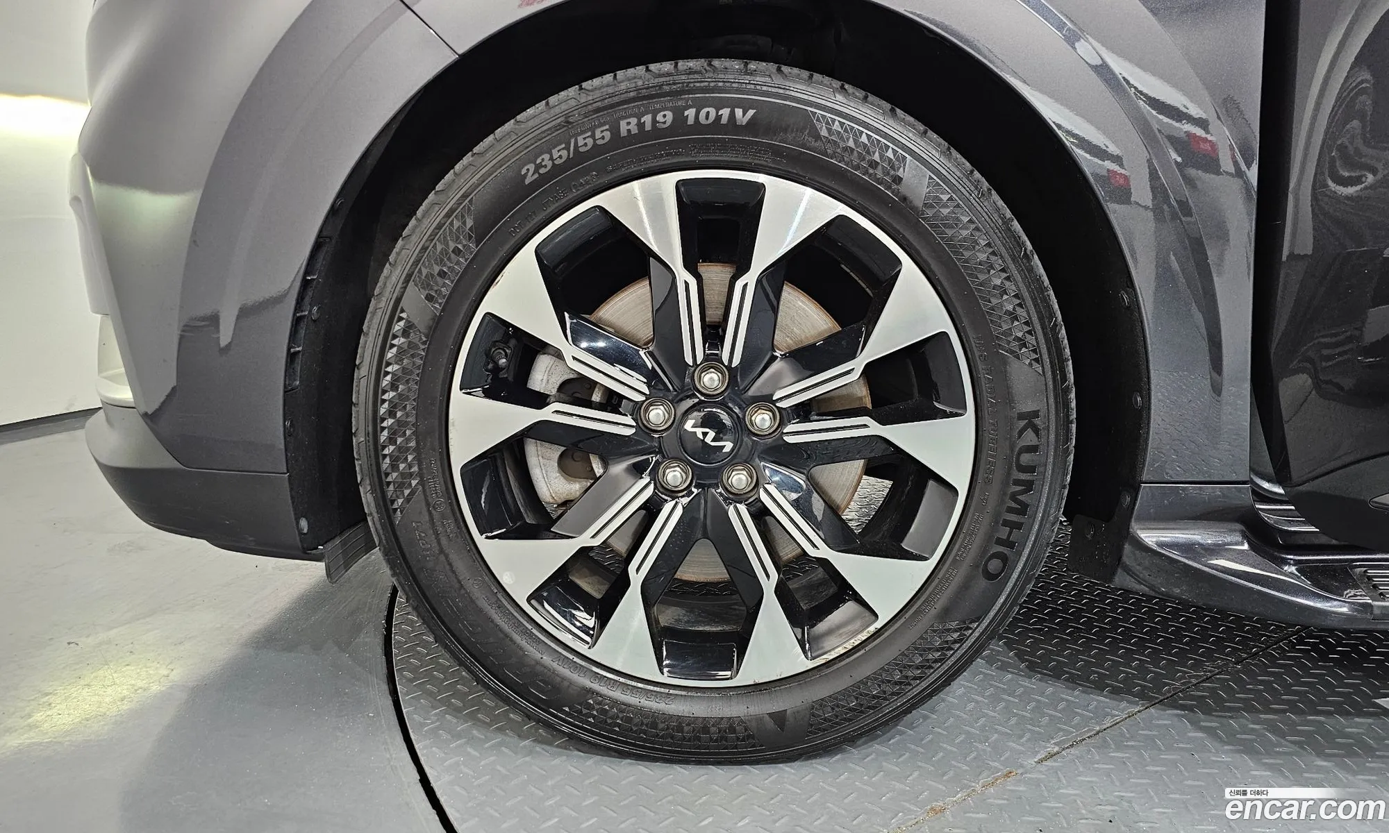 Kia Carnival 2021 KNANE81BBNS162557 — 11